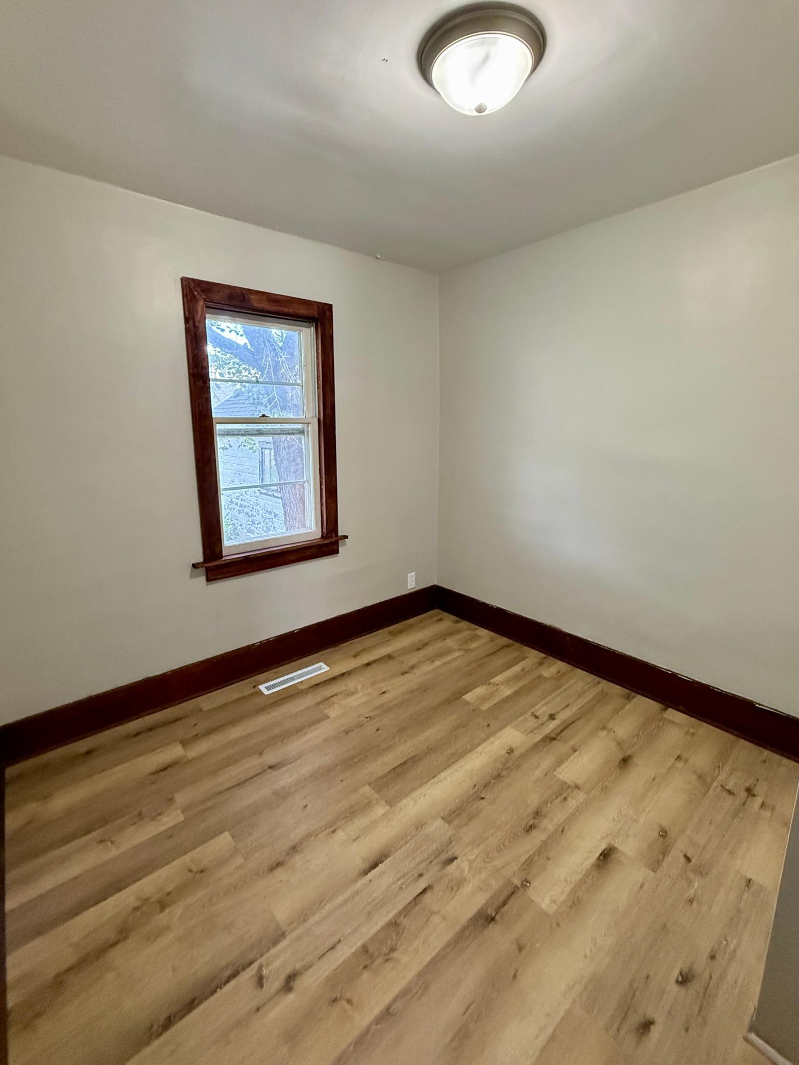 1931 single family home for sale at 1033 2nd Street SE in Valley City, ND — 2 bed, 1 bath (photo 7 of 13)