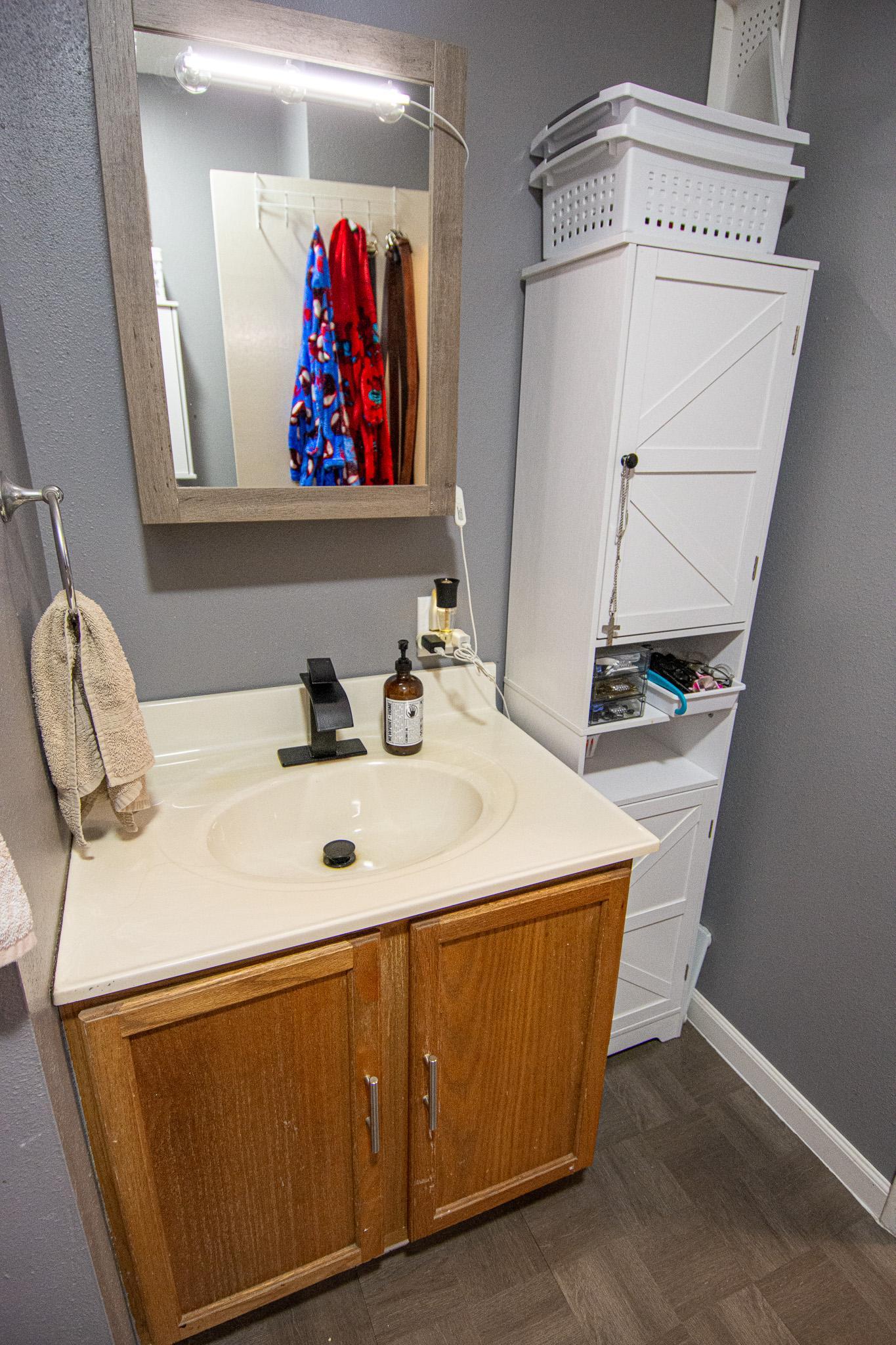 1936 single family home for sale at 321 State Avenue N in Thief River Falls, MN — 2 bed, 1 bath (photo 12 of 32)