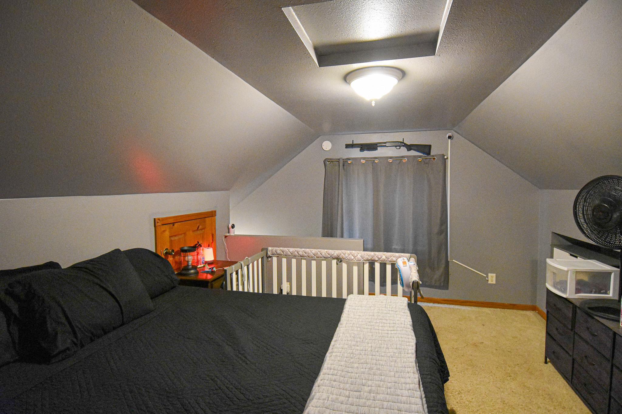 1936 single family home for sale at 321 State Avenue N in Thief River Falls, MN — 2 bed, 1 bath (photo 20 of 32)