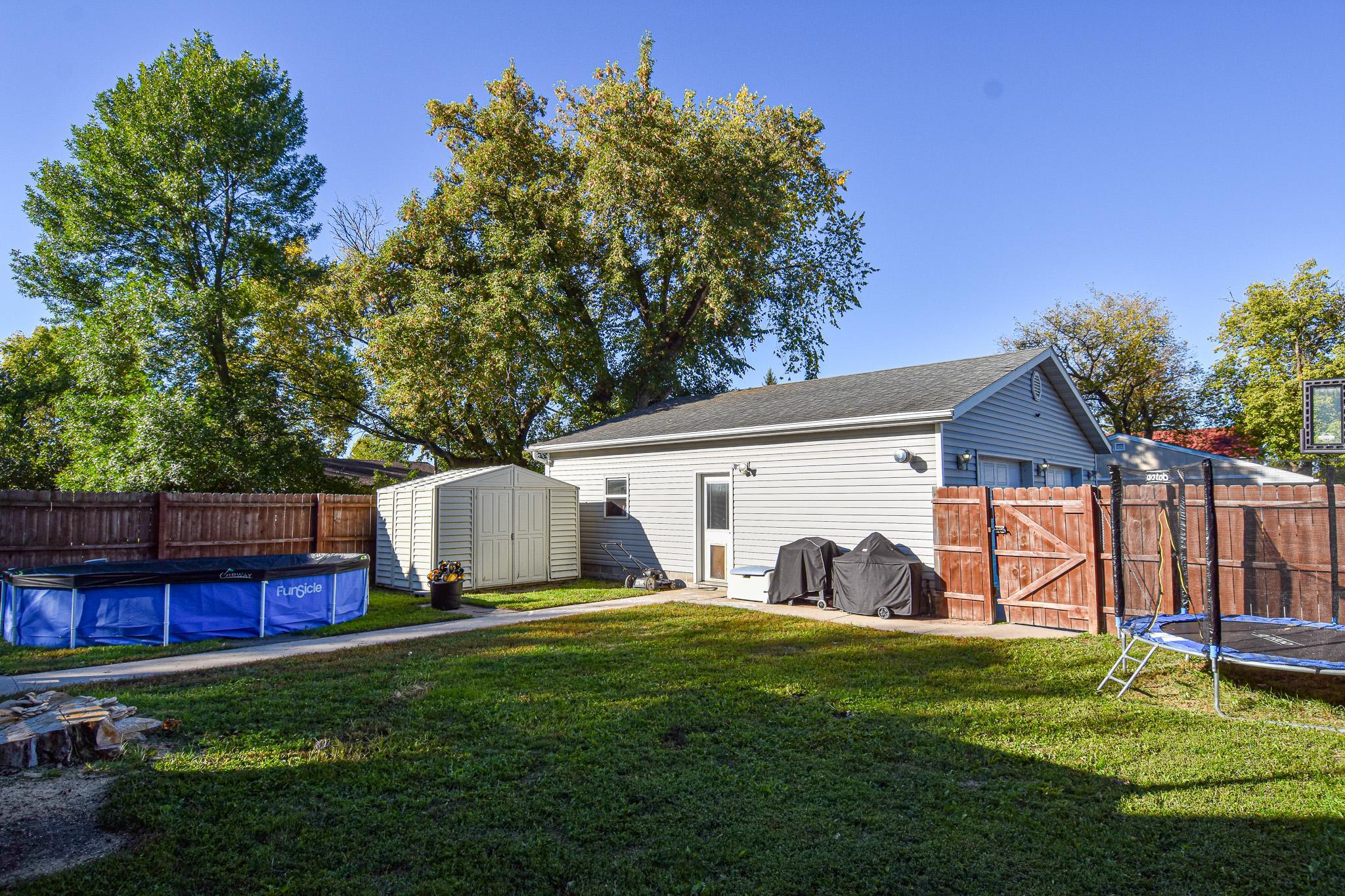 1936 single family home for sale at 321 State Avenue N in Thief River Falls, MN — 2 bed, 1 bath (photo 30 of 32)