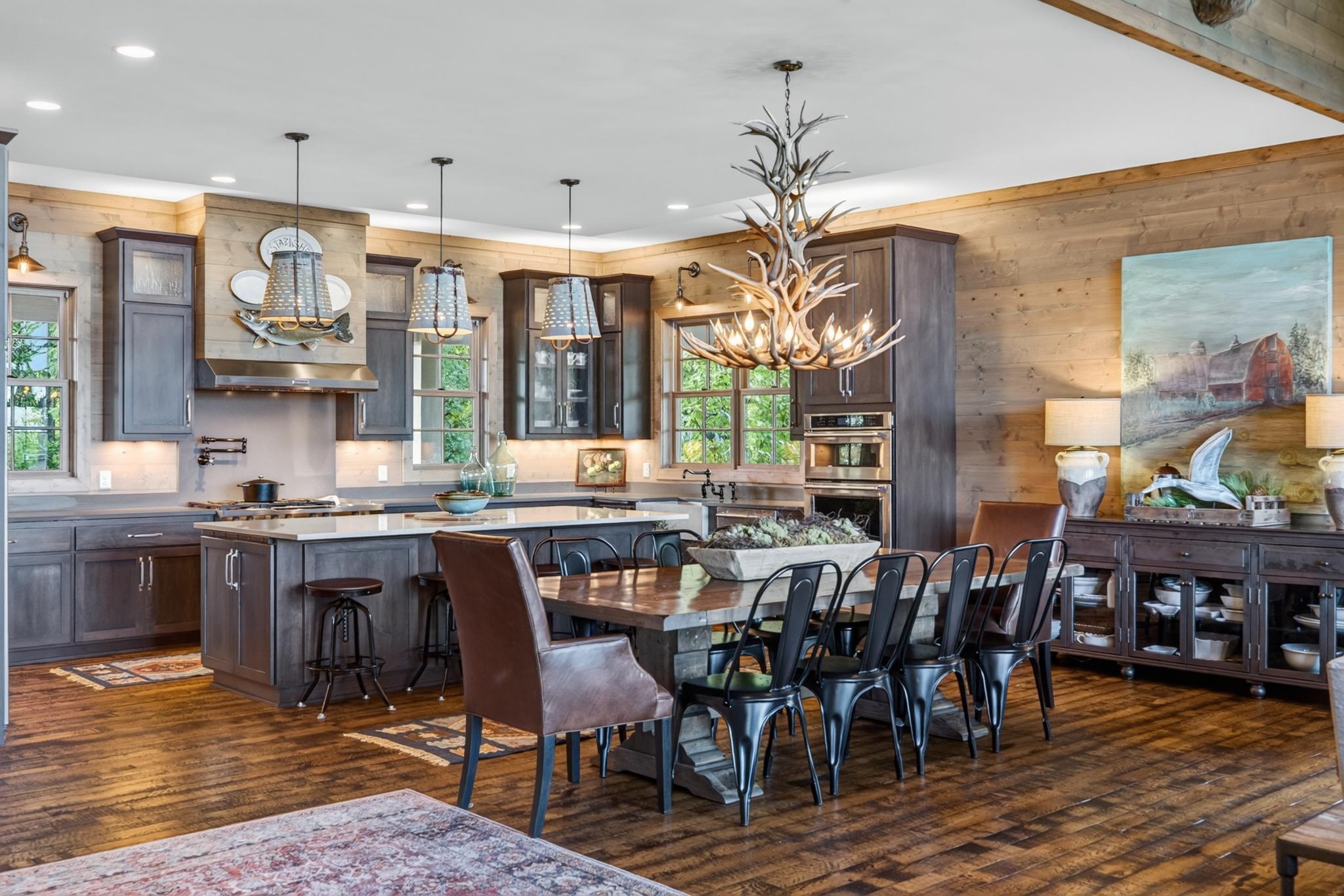 2017 single family home for sale at 10814 Herschel River Road in Brainerd, MN — 8 bed, 9 bath (photo 11 of 98)