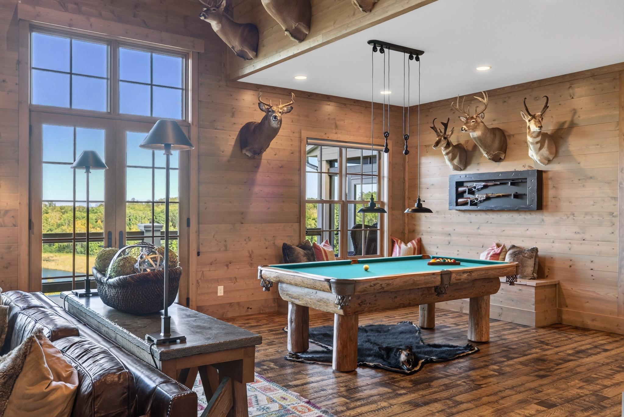 2017 single family home for sale at 10814 Herschel River Road in Brainerd, MN — 8 bed, 9 bath (photo 12 of 98)