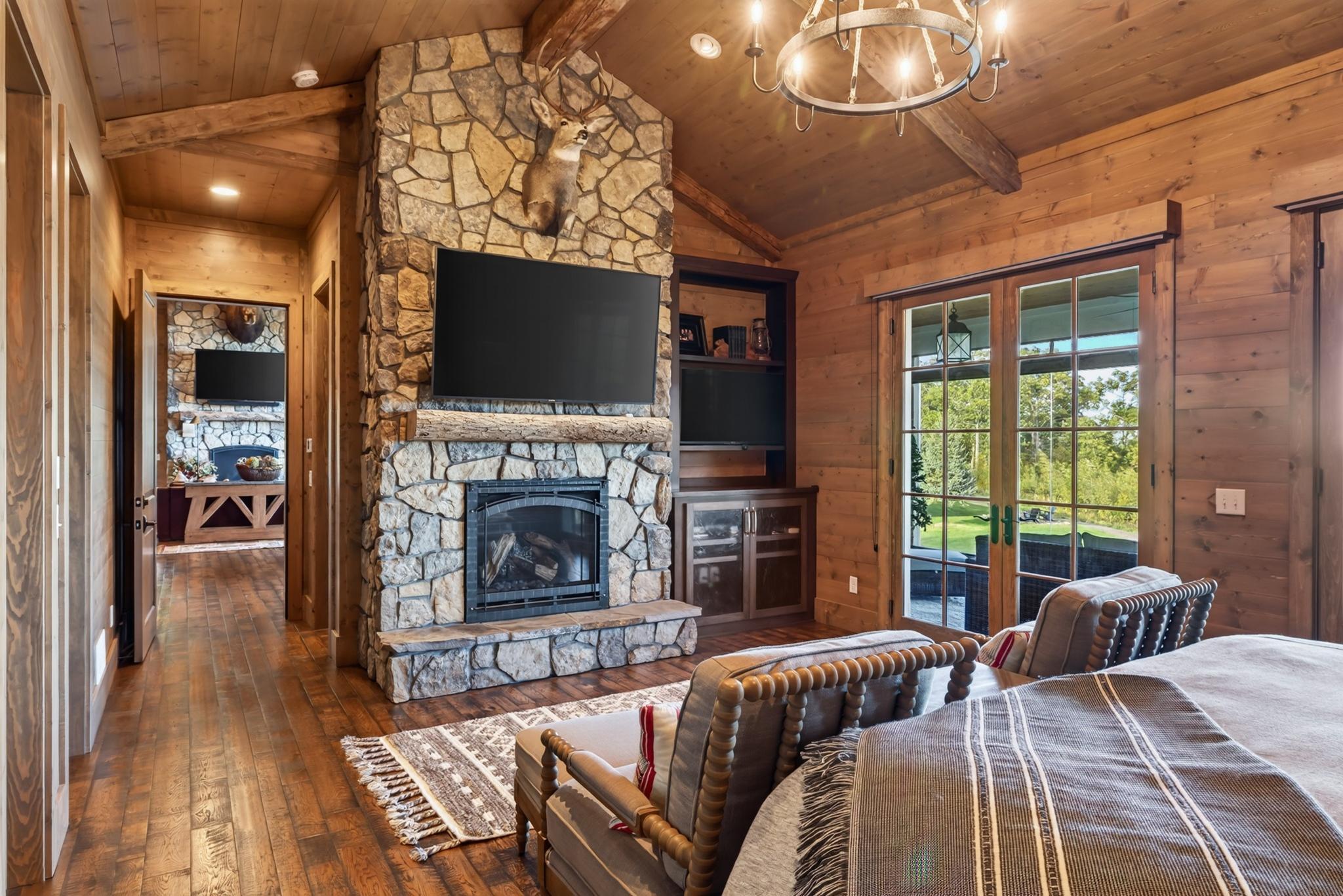 2017 single family home for sale at 10814 Herschel River Road in Brainerd, MN — 8 bed, 9 bath (photo 16 of 98)
