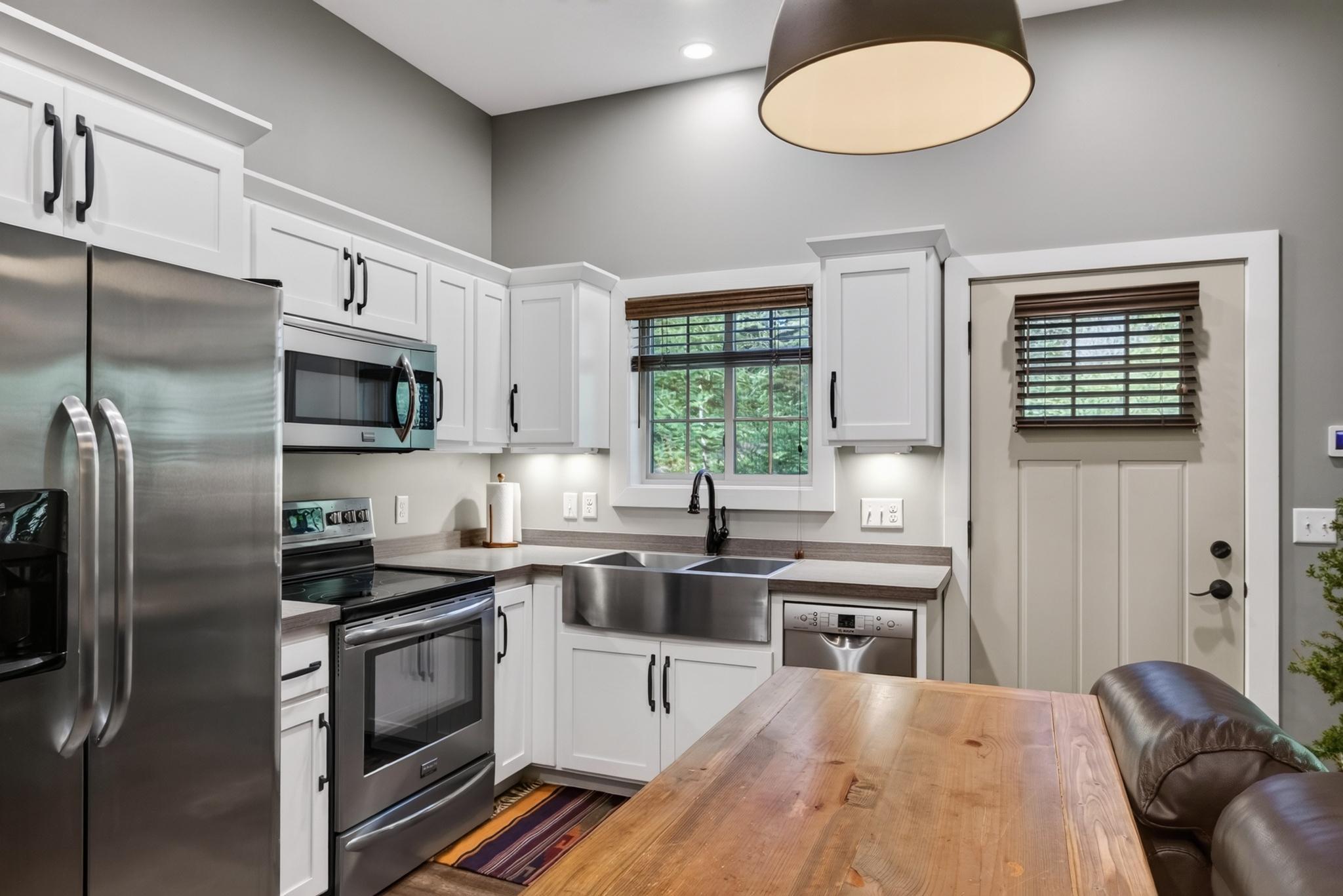 2017 single family home for sale at 10814 Herschel River Road in Brainerd, MN — 8 bed, 9 bath (photo 80 of 98)