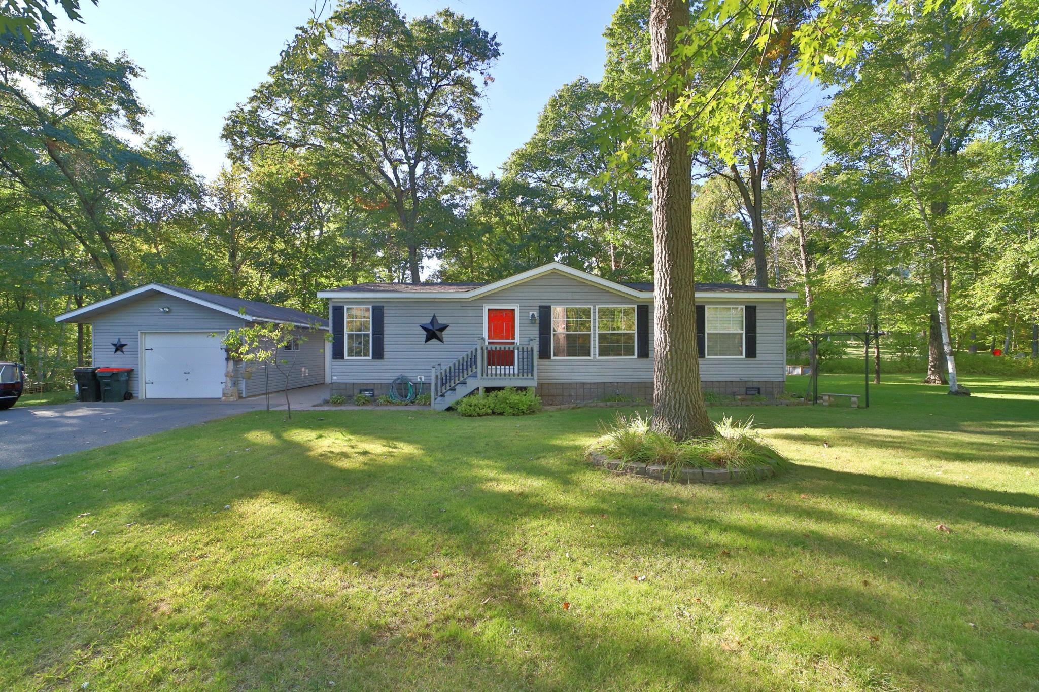 2003 single family home for sale at 8656 Southview Drive in Breezy Point, MN — 3 bed, 2 bath (photo 21 of 30)
