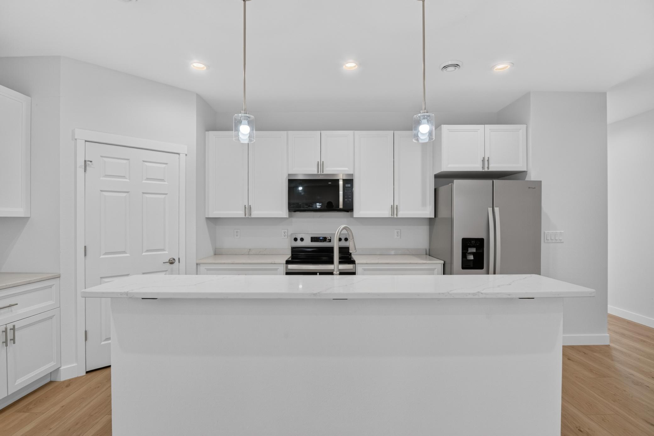 2026 single family home for sale at 1236 4th Avenue NW in Valley City, ND — 3 bed, 3 bath (photo 12 of 48)