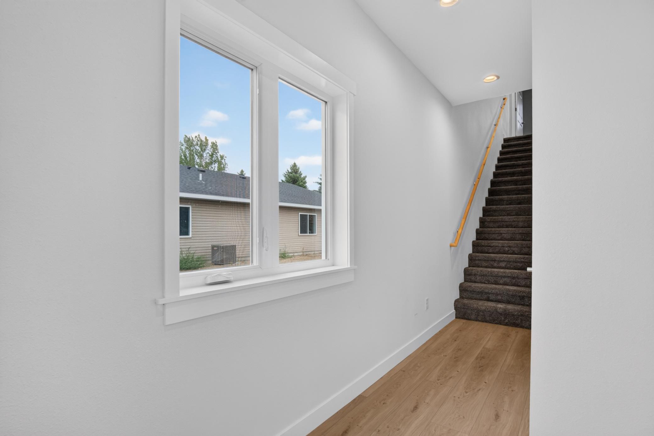 2026 single family home for sale at 1236 4th Avenue NW in Valley City, ND — 3 bed, 3 bath (photo 15 of 48)