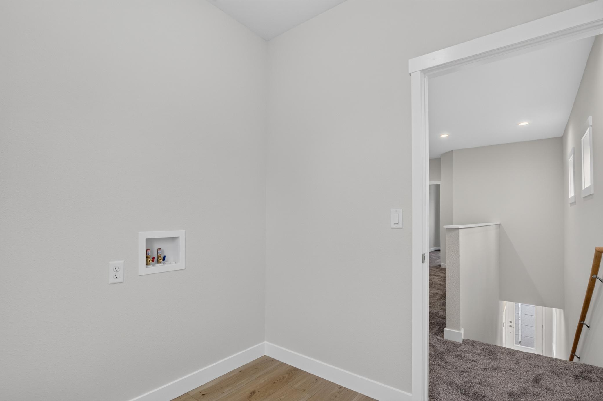 2026 single family home for sale at 1236 4th Avenue NW in Valley City, ND — 3 bed, 3 bath (photo 23 of 48)