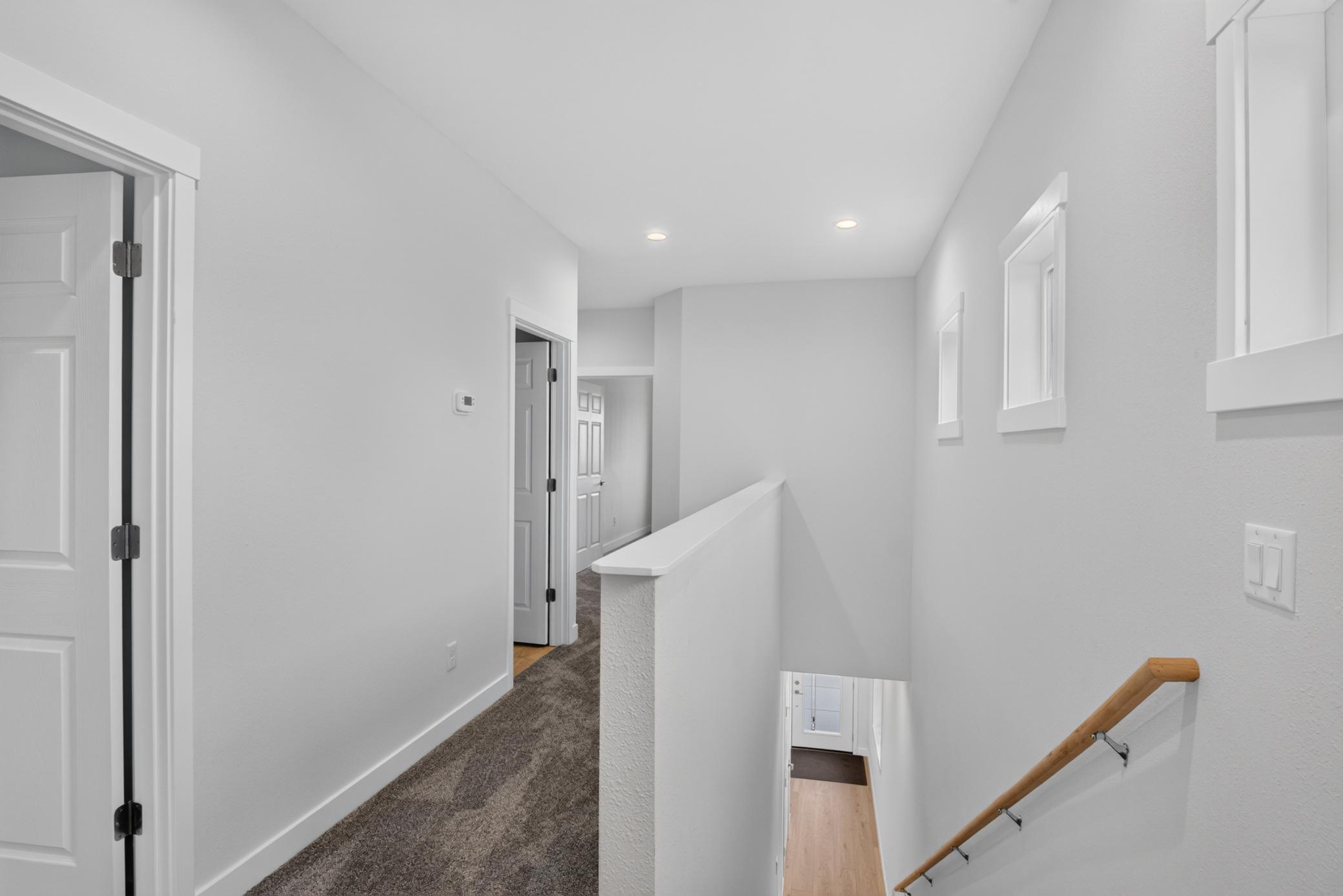 2026 single family home for sale at 1236 4th Avenue NW in Valley City, ND — 3 bed, 3 bath (photo 25 of 48)