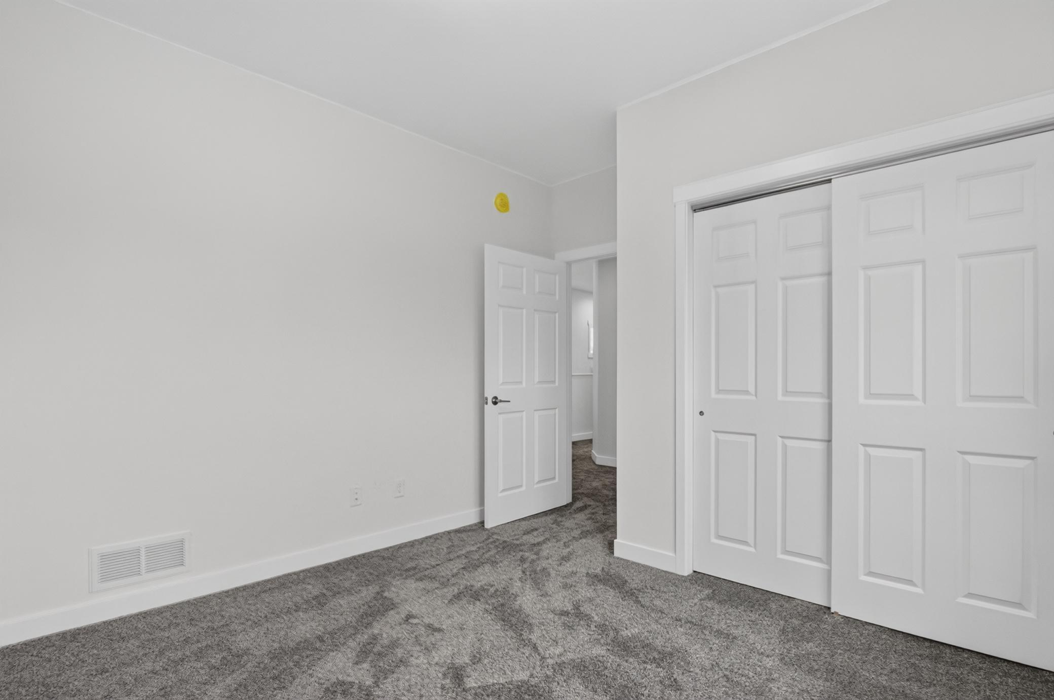 2026 single family home for sale at 1236 4th Avenue NW in Valley City, ND — 3 bed, 3 bath (photo 41 of 48)