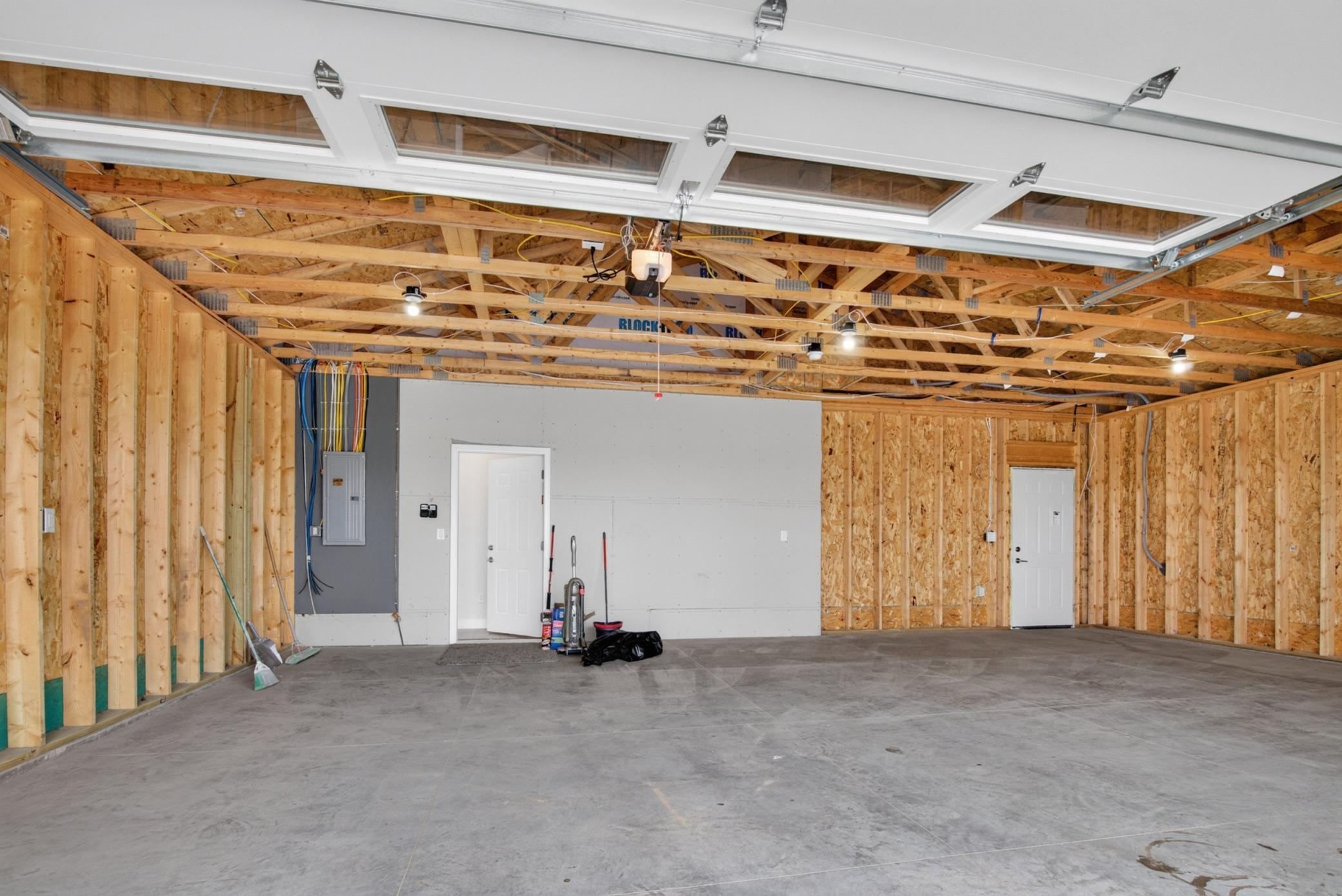 2026 single family home for sale at 1236 4th Avenue NW in Valley City, ND — 3 bed, 3 bath (photo 42 of 48)
