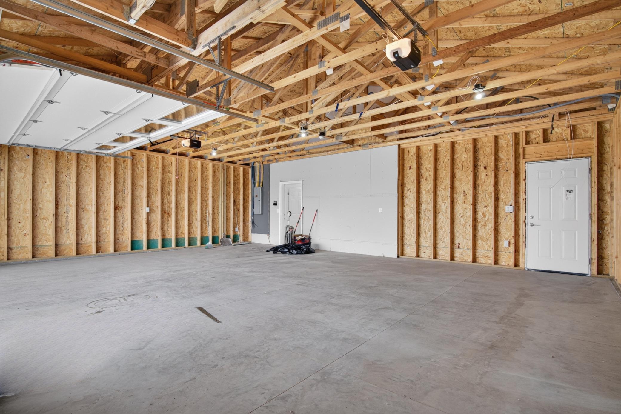 2026 single family home for sale at 1236 4th Avenue NW in Valley City, ND — 3 bed, 3 bath (photo 44 of 48)
