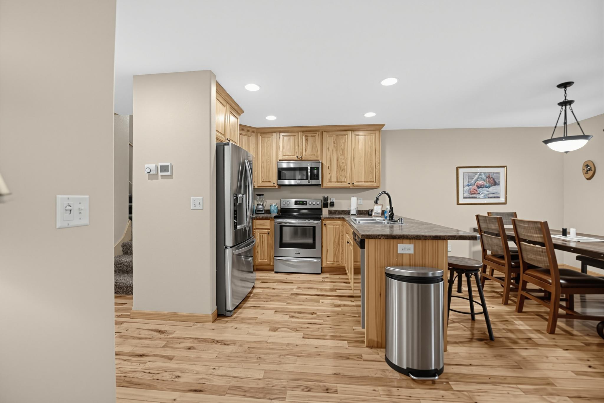 2016 twin home for sale at 6336 Wilderness Road, Unit 32 in Pequot Lakes, MN — 5 bed, 3 bath (photo 11 of 33)