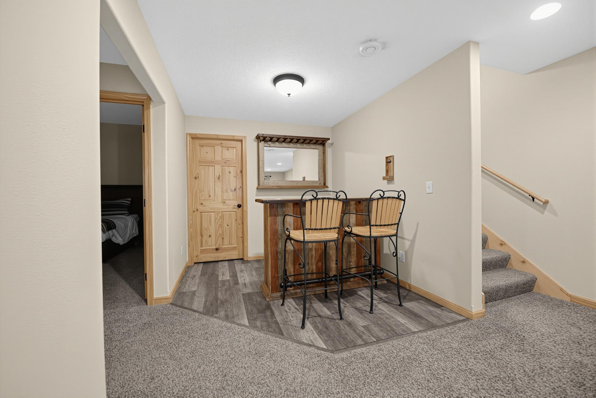 2016 twin home for sale at 6336 Wilderness Road, Unit 32 in Pequot Lakes, MN — 5 bed, 3 bath (photo 24 of 33)