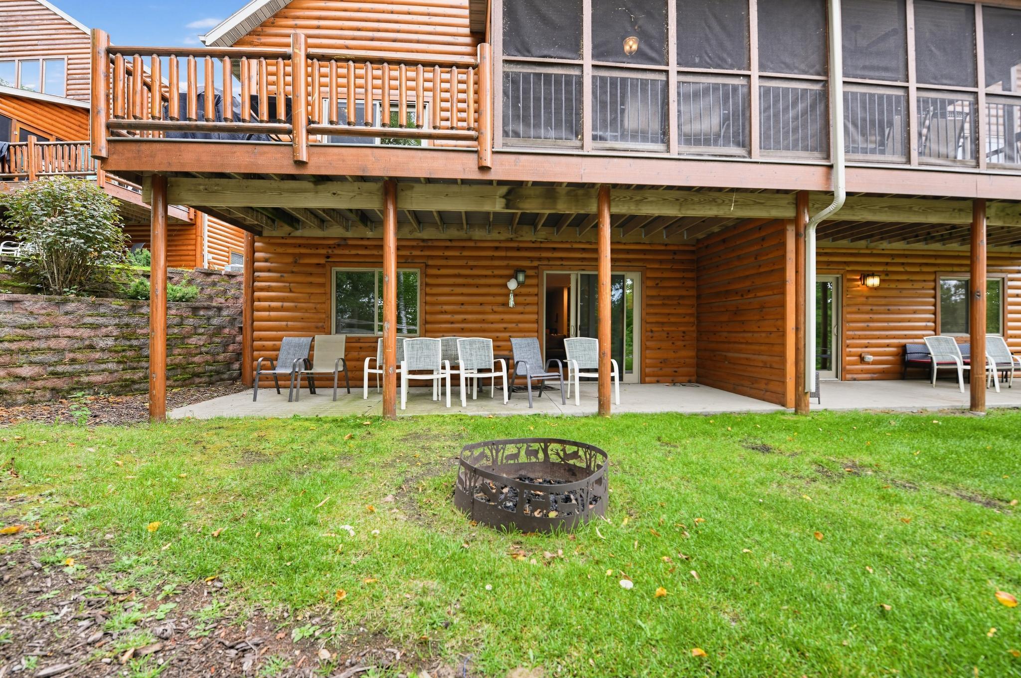 2016 twin home for sale at 6336 Wilderness Road, Unit 32 in Pequot Lakes, MN — 5 bed, 3 bath (photo 29 of 33)