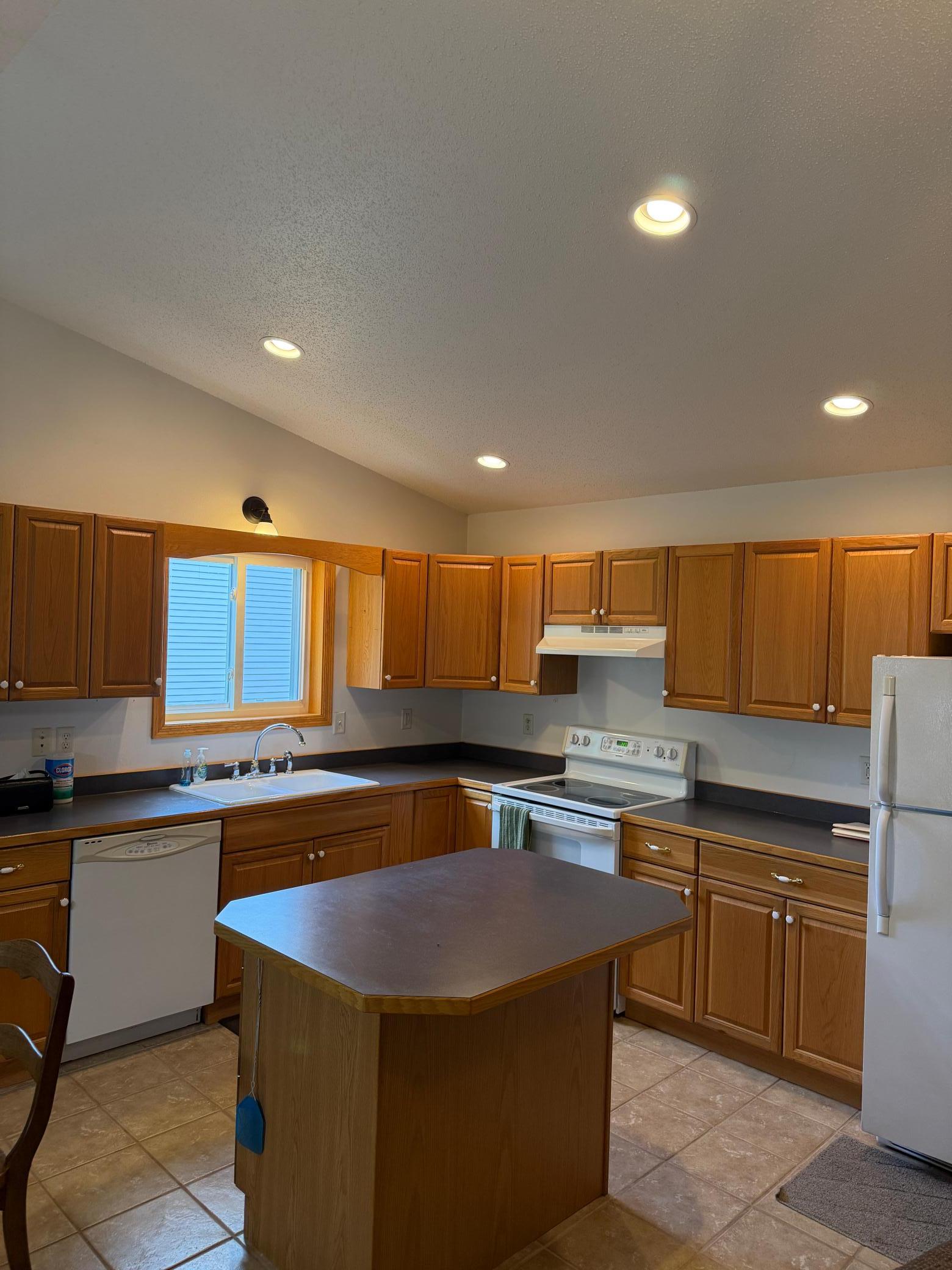 2005 twin home for sale at 705 Maple Avenue in Park Rapids, MN — 2 bed, 2 bath (photo 2 of 12)