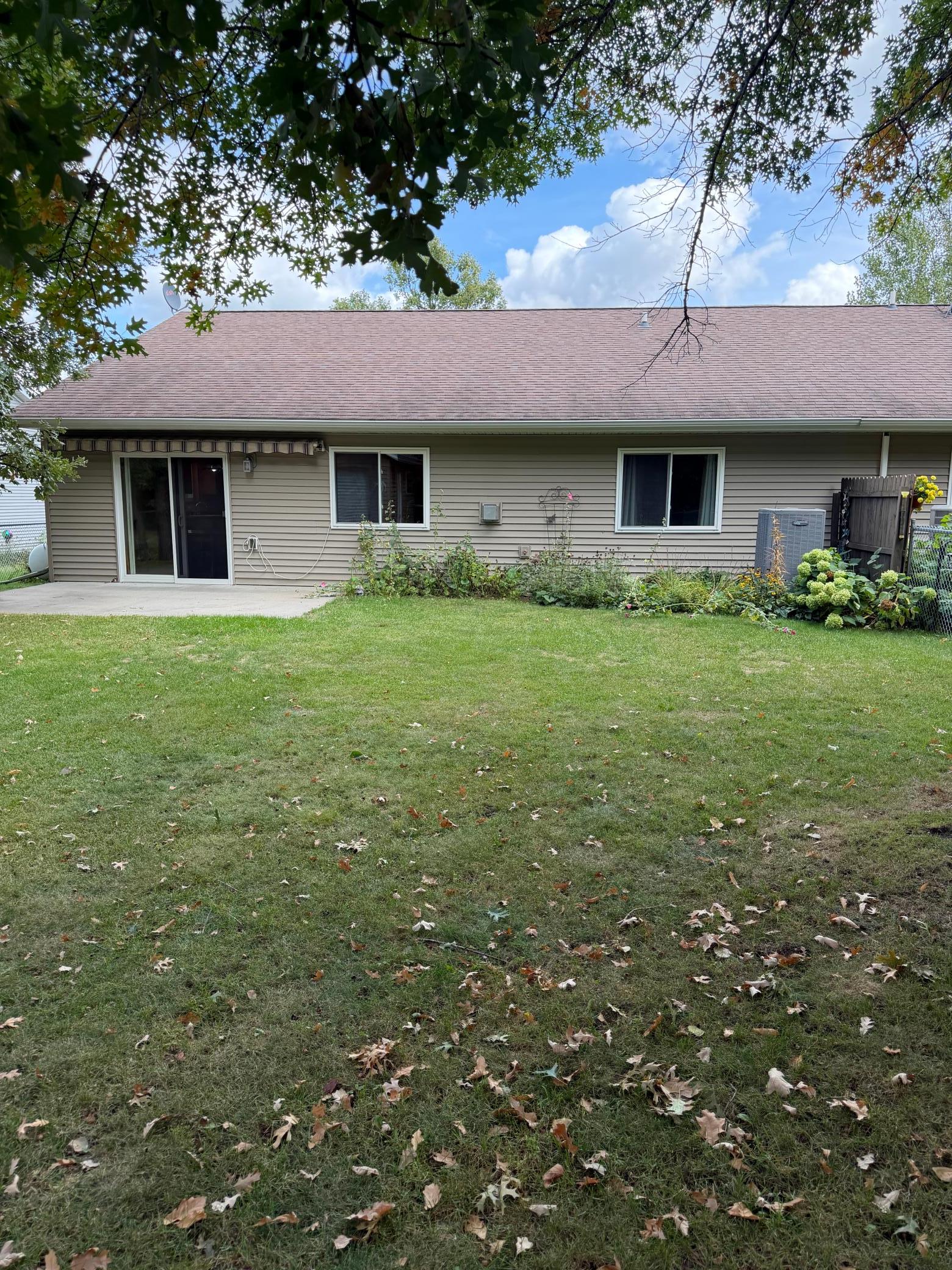 2005 twin home for sale at 705 Maple Avenue in Park Rapids, MN — 2 bed, 2 bath (photo 4 of 12)