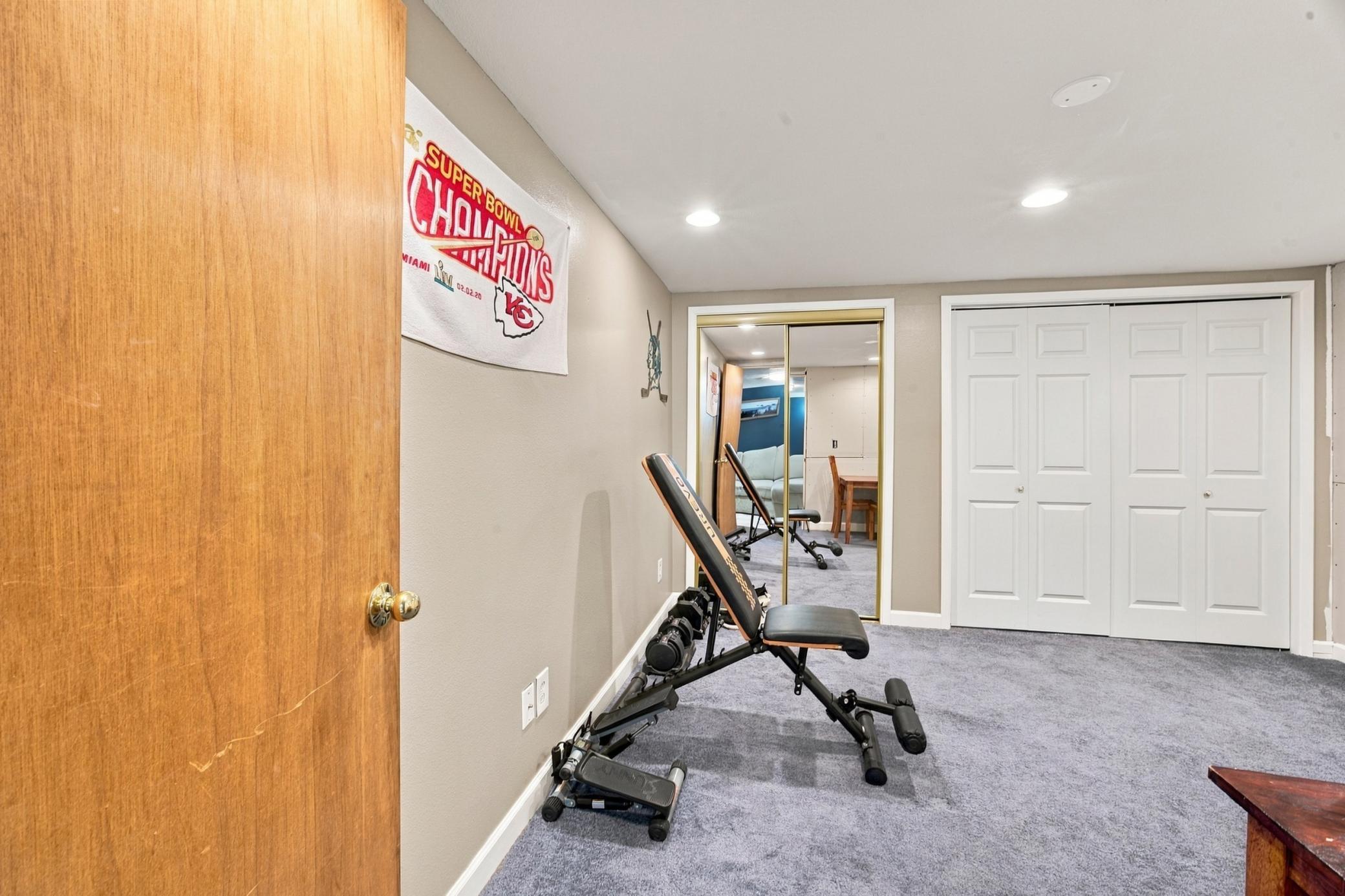 1988 condo for sale at 787 Royal Oaks Drive N in Fargo, ND — 4 bed, 4 bath (photo 23 of 37)