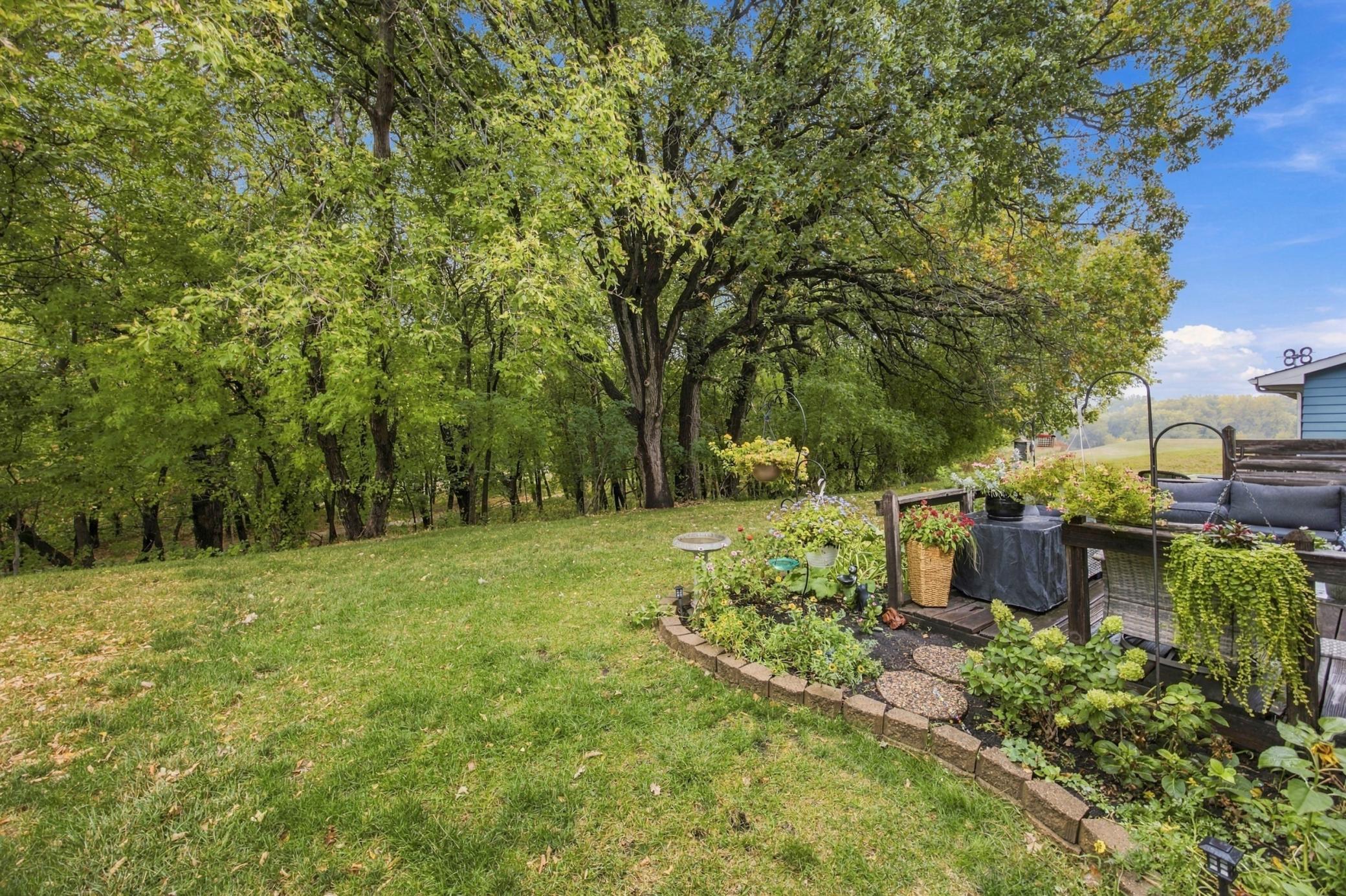 1988 condo for sale at 787 Royal Oaks Drive N in Fargo, ND — 4 bed, 4 bath (photo 29 of 37)