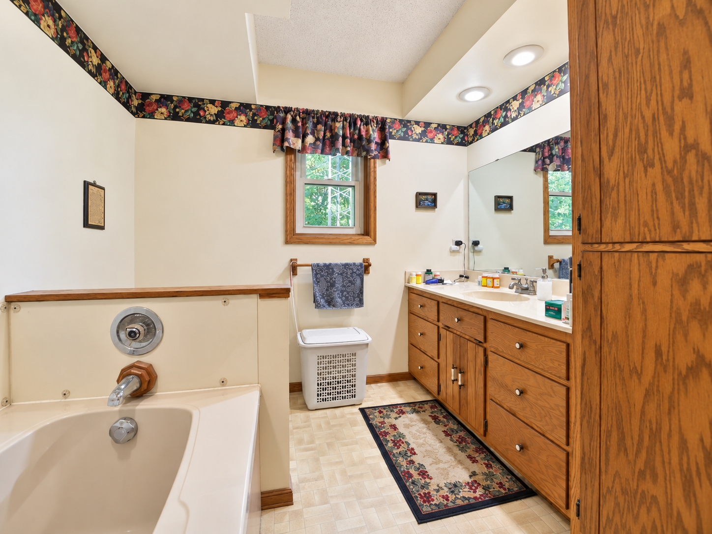 1985 single family home for sale at 5583 Legend Lane in Brainerd, MN — 3 bed, 2 bath (photo 14 of 41)