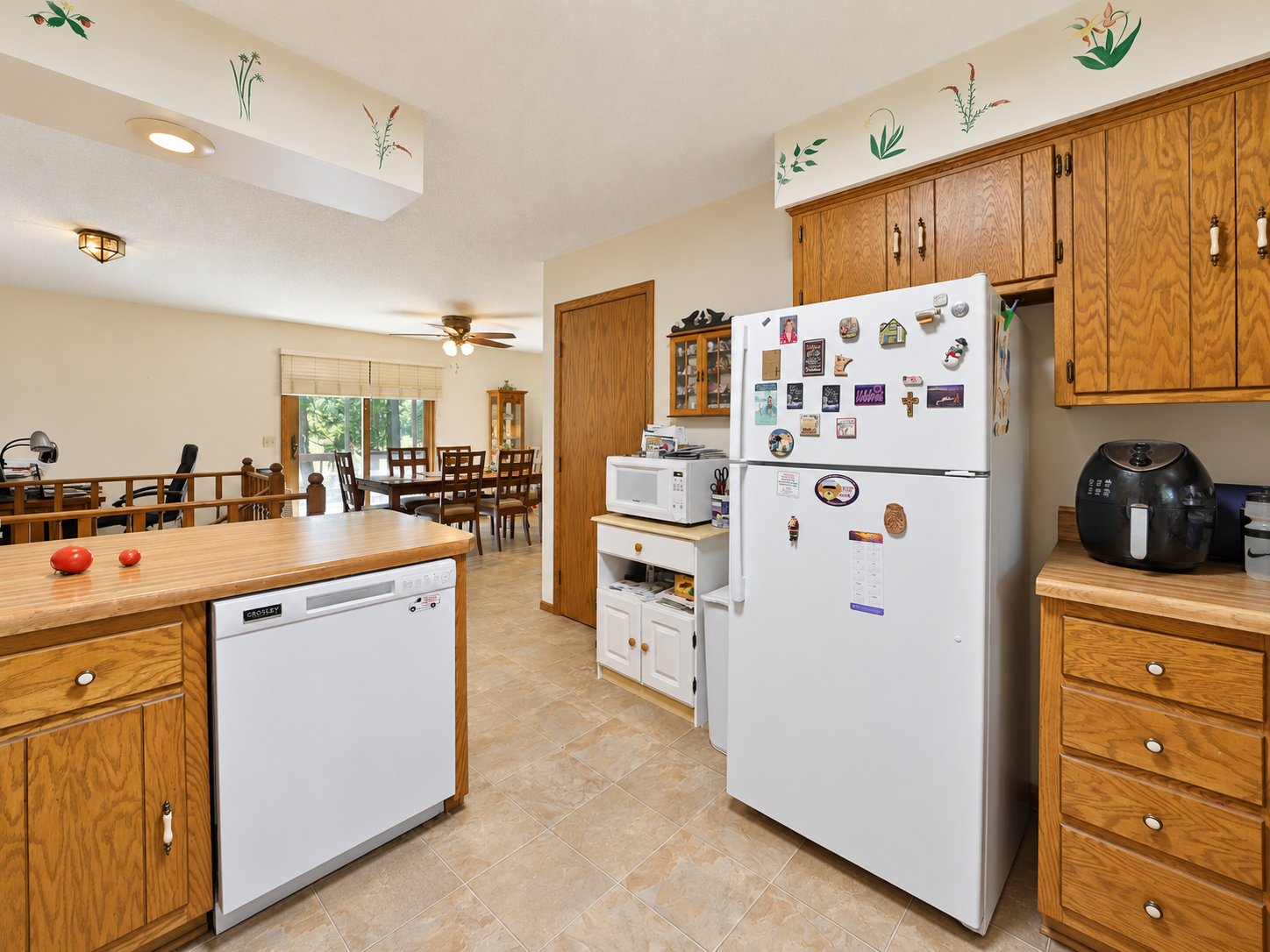 1985 single family home for sale at 5583 Legend Lane in Brainerd, MN — 3 bed, 2 bath (photo 4 of 41)