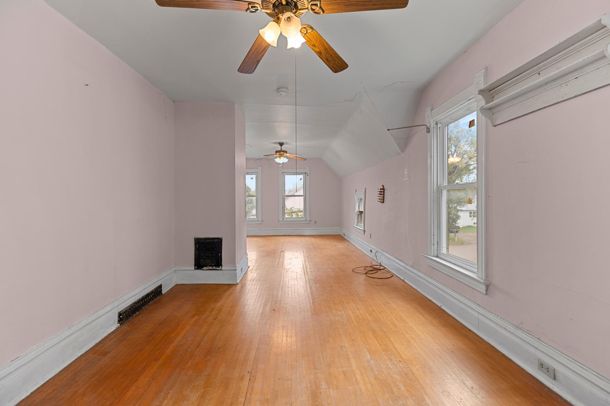 1902 single family home for sale at 105 3rd Street SE in Aitkin, MN — 2 bed, 2 bath (photo 22 of 46)