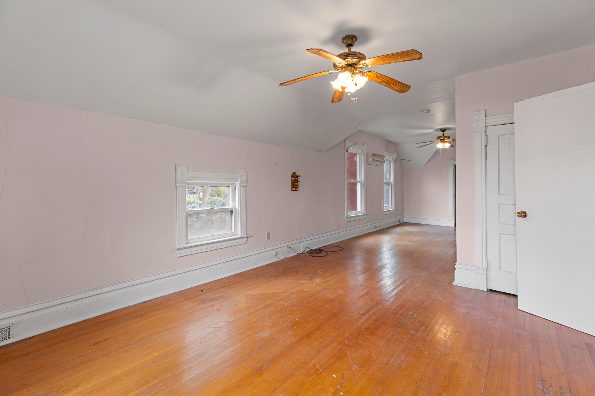 1902 single family home for sale at 105 3rd Street SE in Aitkin, MN — 2 bed, 2 bath (photo 25 of 46)