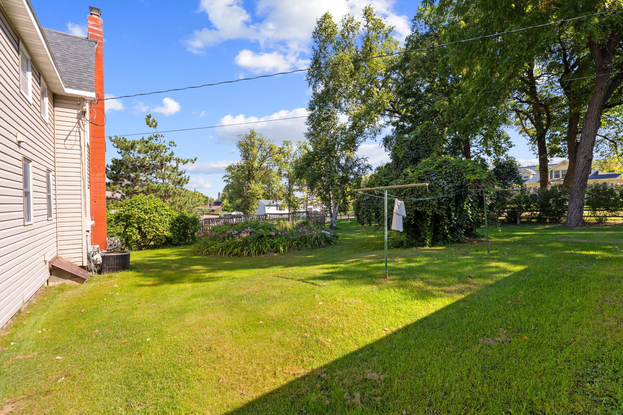 1902 single family home for sale at 105 3rd Street SE in Aitkin, MN — 2 bed, 2 bath (photo 41 of 46)