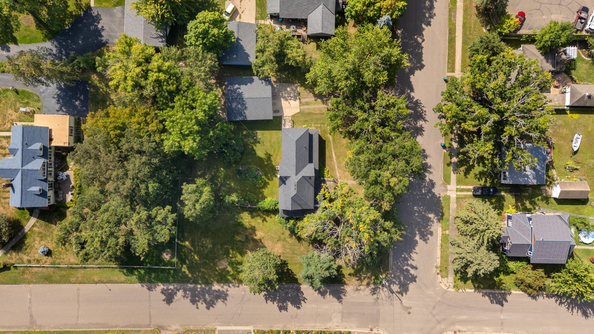 1902 single family home for sale at 105 3rd Street SE in Aitkin, MN — 2 bed, 2 bath (photo 42 of 46)