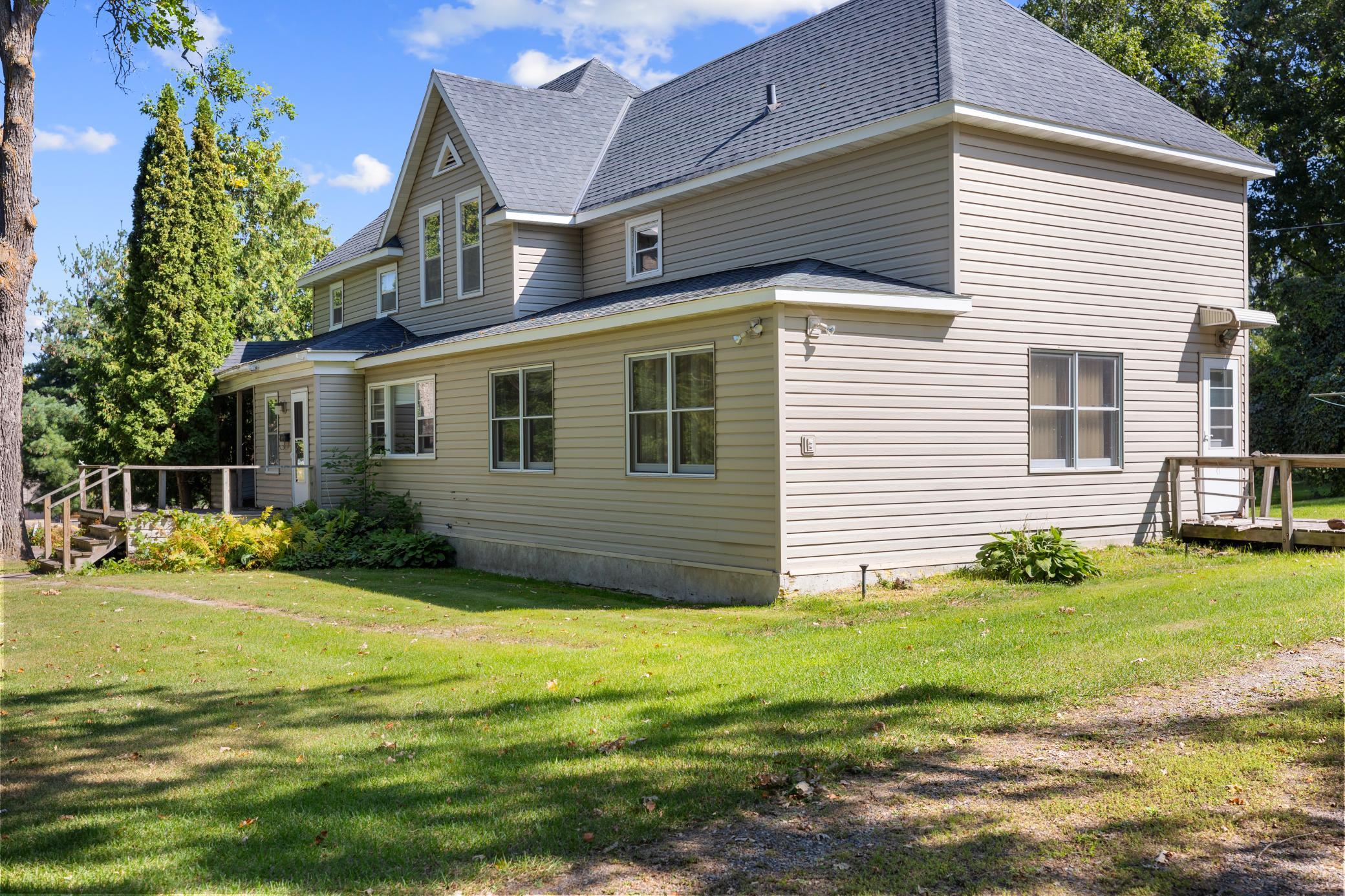 1902 single family home for sale at 105 3rd Street SE in Aitkin, MN — 2 bed, 2 bath (photo 46 of 46)