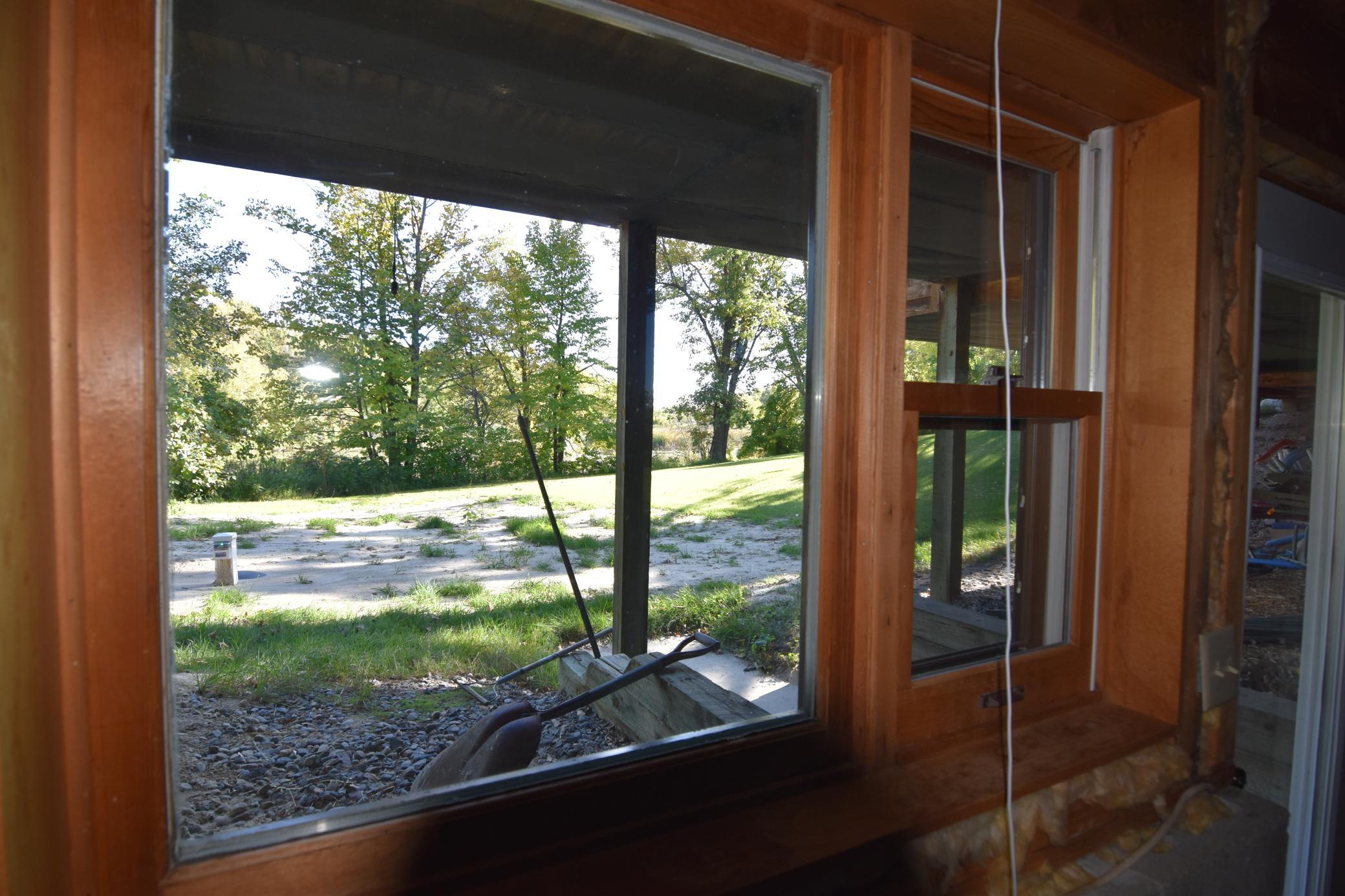 1984 single family home for sale at 1398 County Road 6 NW in Baudette, MN — 3 bed, 3 bath (photo 22 of 36)