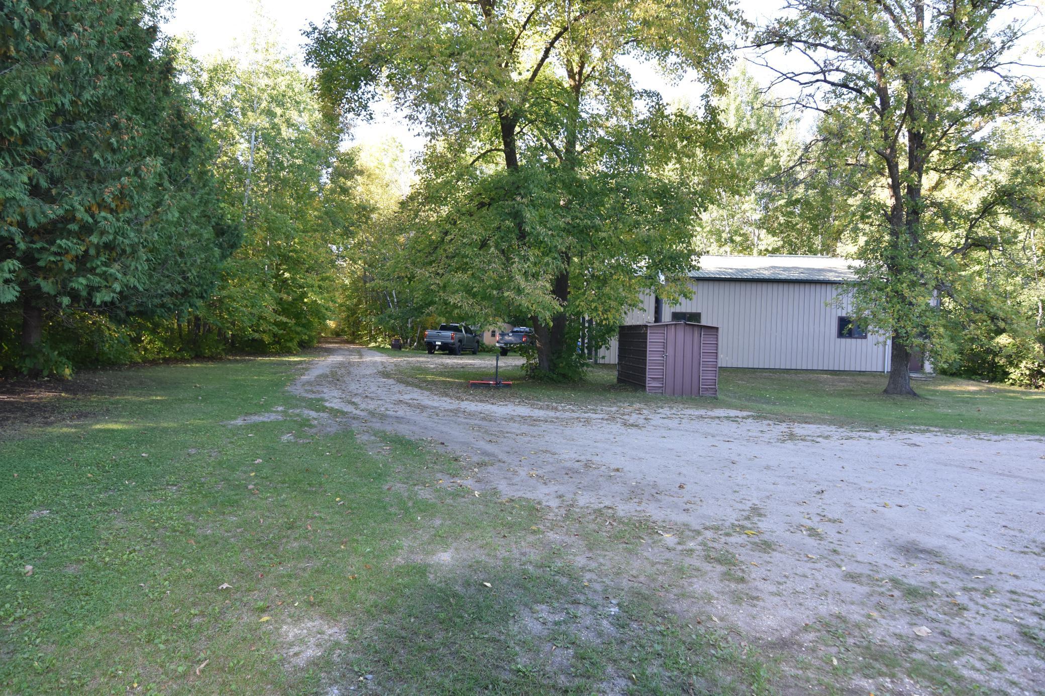 1984 single family home for sale at 1398 County Road 6 NW in Baudette, MN — 3 bed, 3 bath (photo 34 of 36)