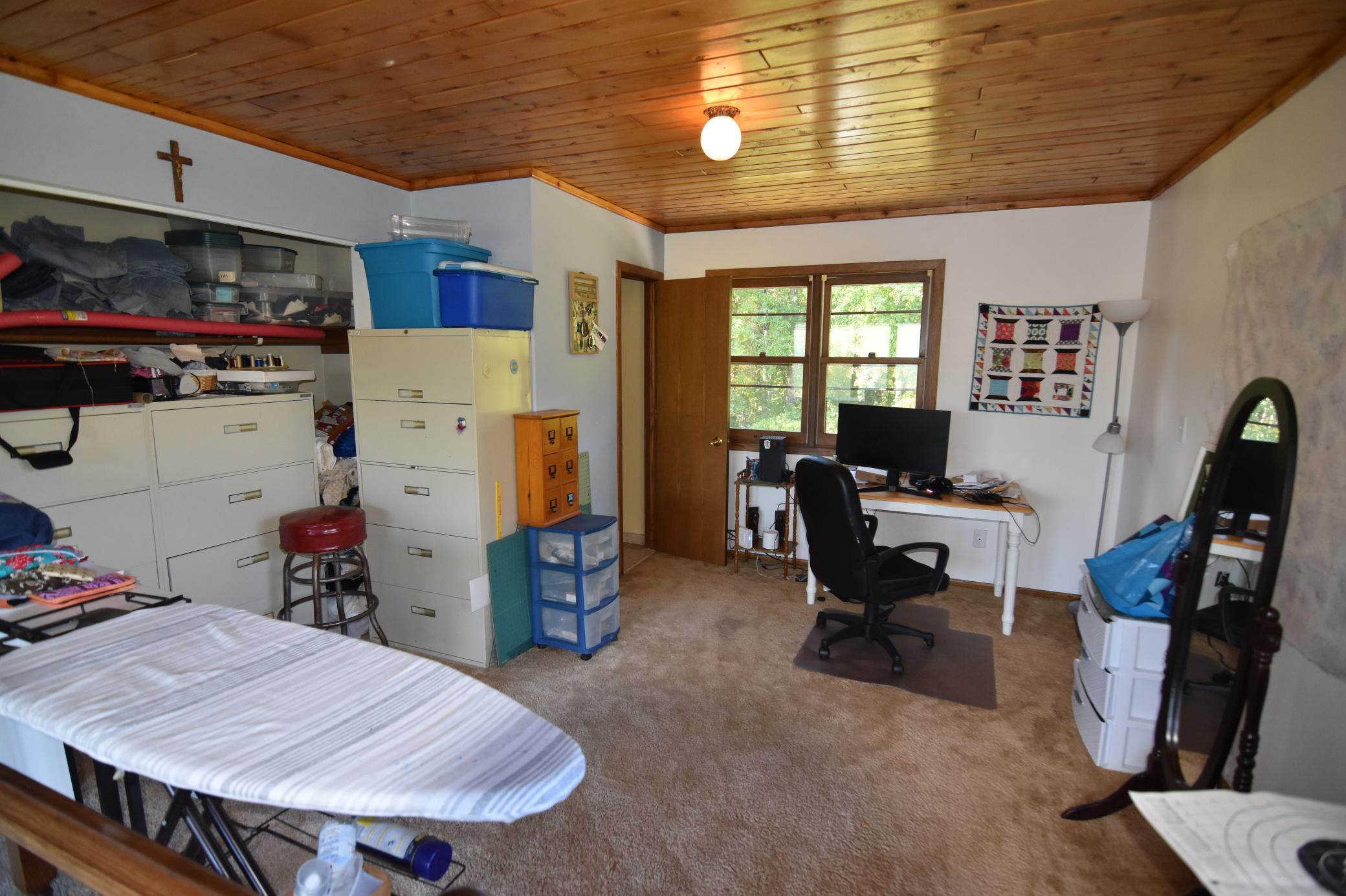 1984 single family home for sale at 1398 County Road 6 NW in Baudette, MN — 3 bed, 3 bath (photo 7 of 36)