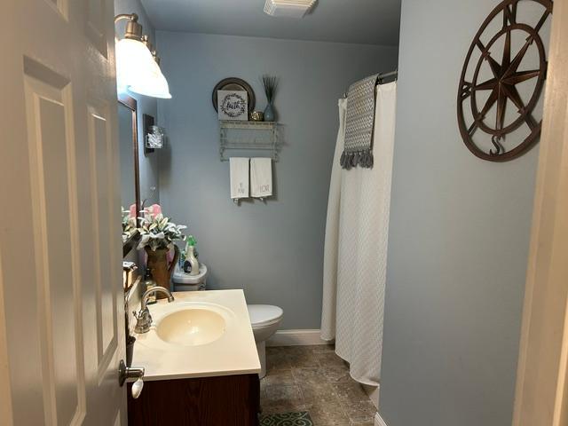 1885 single family home for sale at 429 8th Street N in Wahpeton, ND — 4 bed, 2 bath (photo 18 of 34)