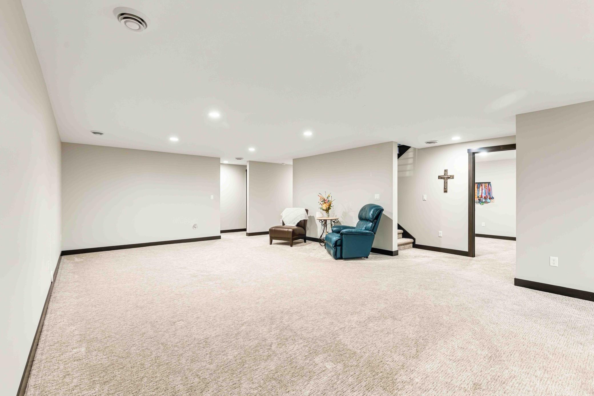 2019 single family home for sale at 6669 55th Avenue S in Fargo, ND — 5 bed, 3 bath (photo 22 of 39)