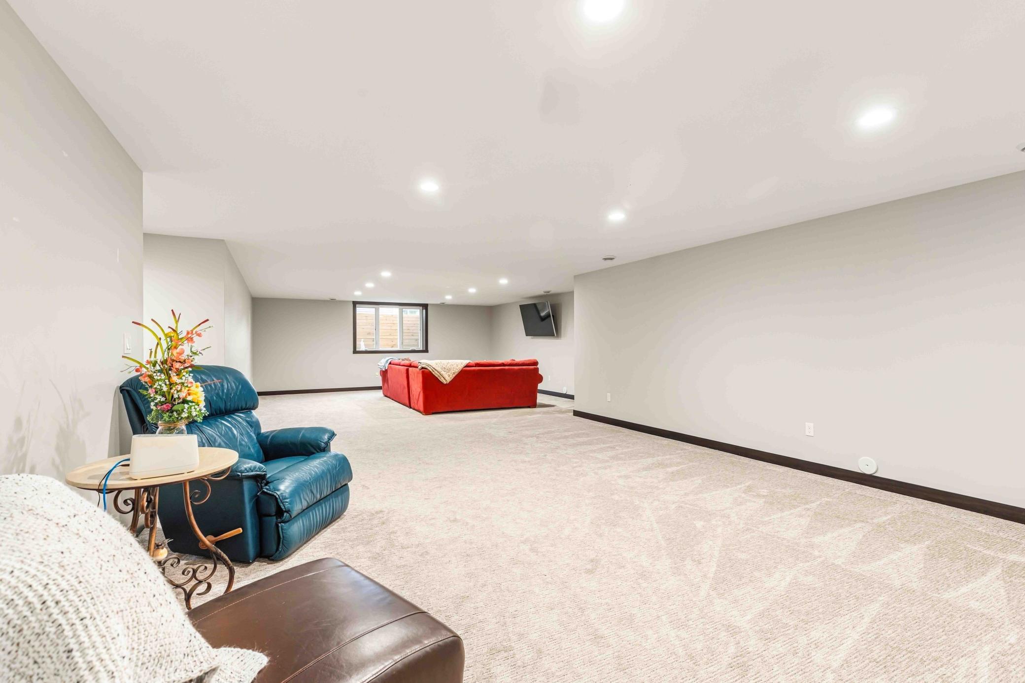 2019 single family home for sale at 6669 55th Avenue S in Fargo, ND — 5 bed, 3 bath (photo 23 of 39)