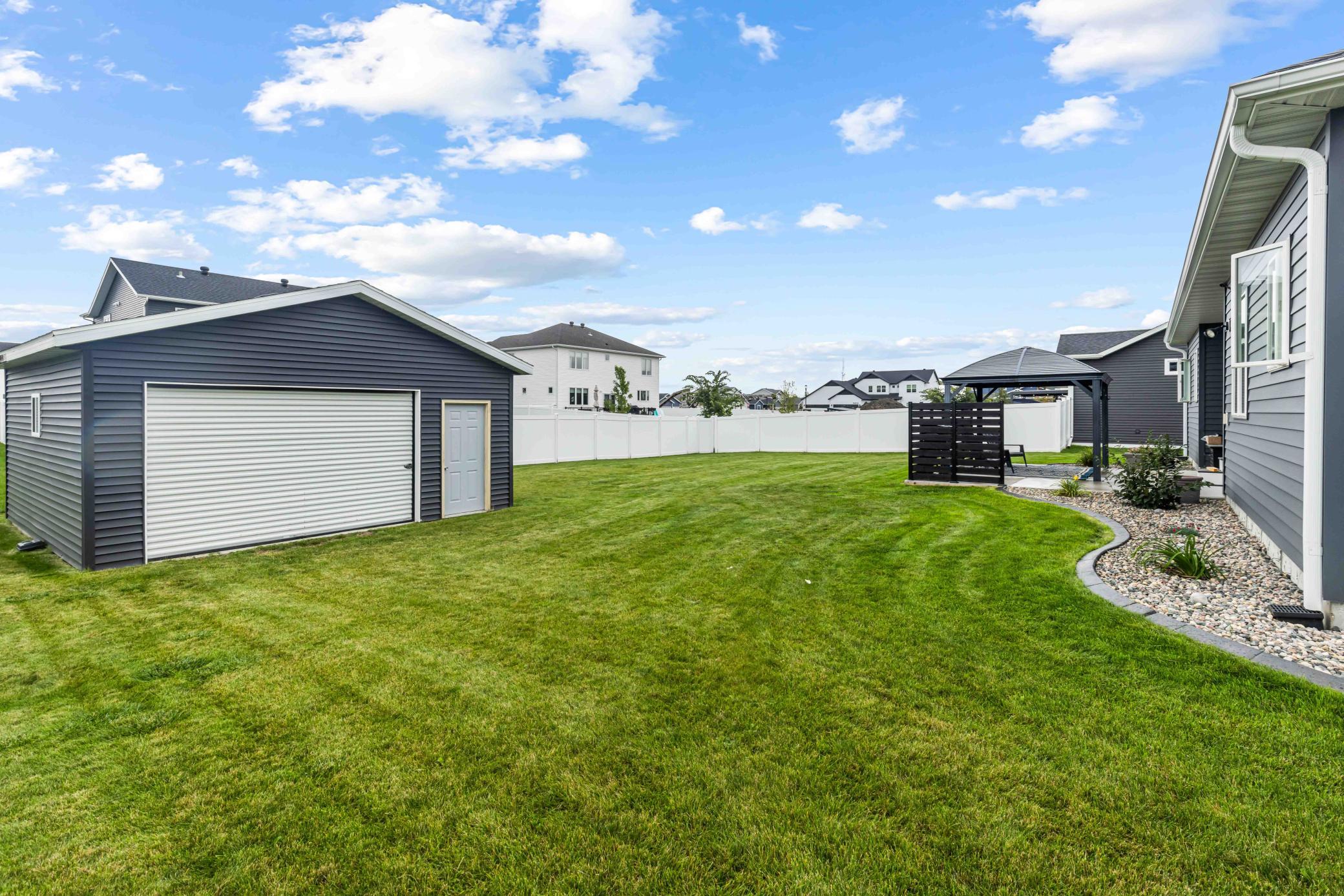 2019 single family home for sale at 6669 55th Avenue S in Fargo, ND — 5 bed, 3 bath (photo 30 of 39)