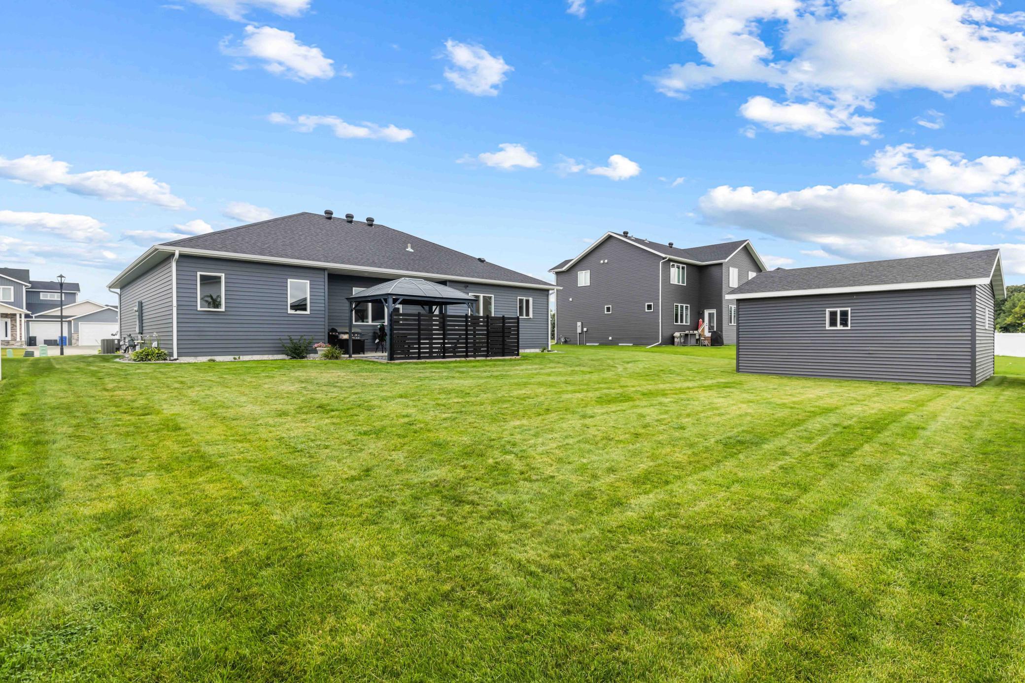 2019 single family home for sale at 6669 55th Avenue S in Fargo, ND — 5 bed, 3 bath (photo 32 of 39)
