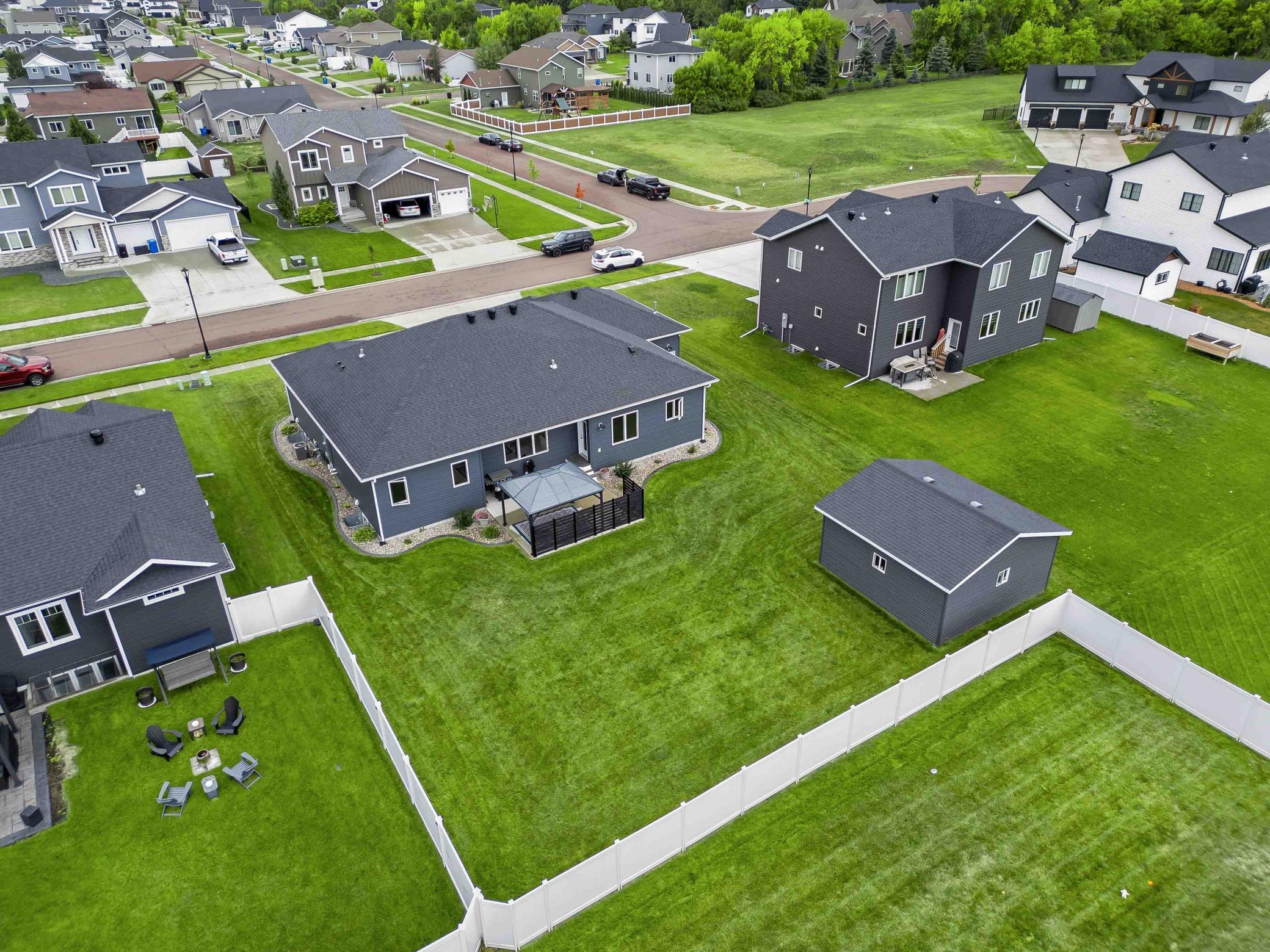 2019 single family home for sale at 6669 55th Avenue S in Fargo, ND — 5 bed, 3 bath (photo 38 of 39)