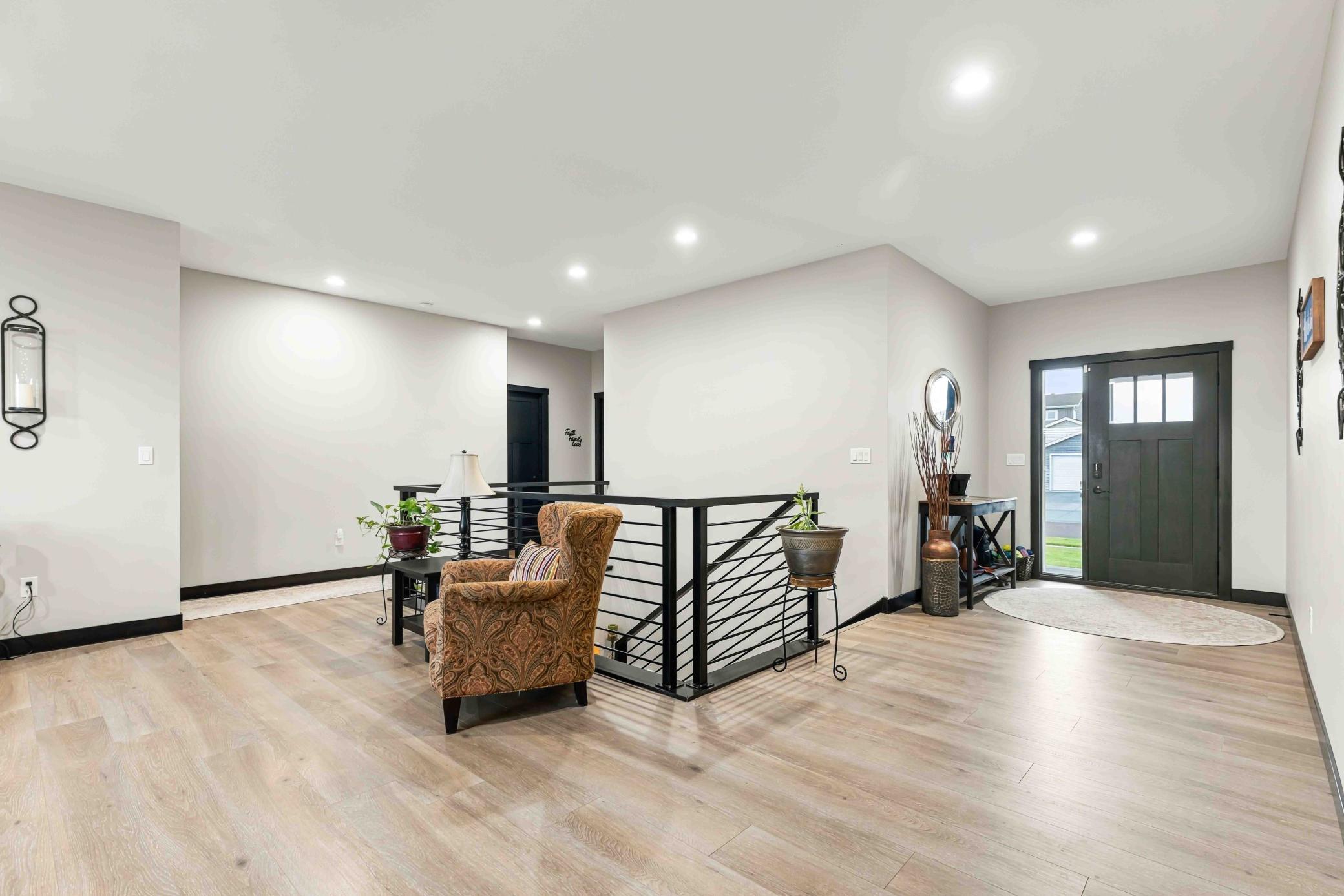 2019 single family home for sale at 6669 55th Avenue S in Fargo, ND — 5 bed, 3 bath (photo 5 of 39)