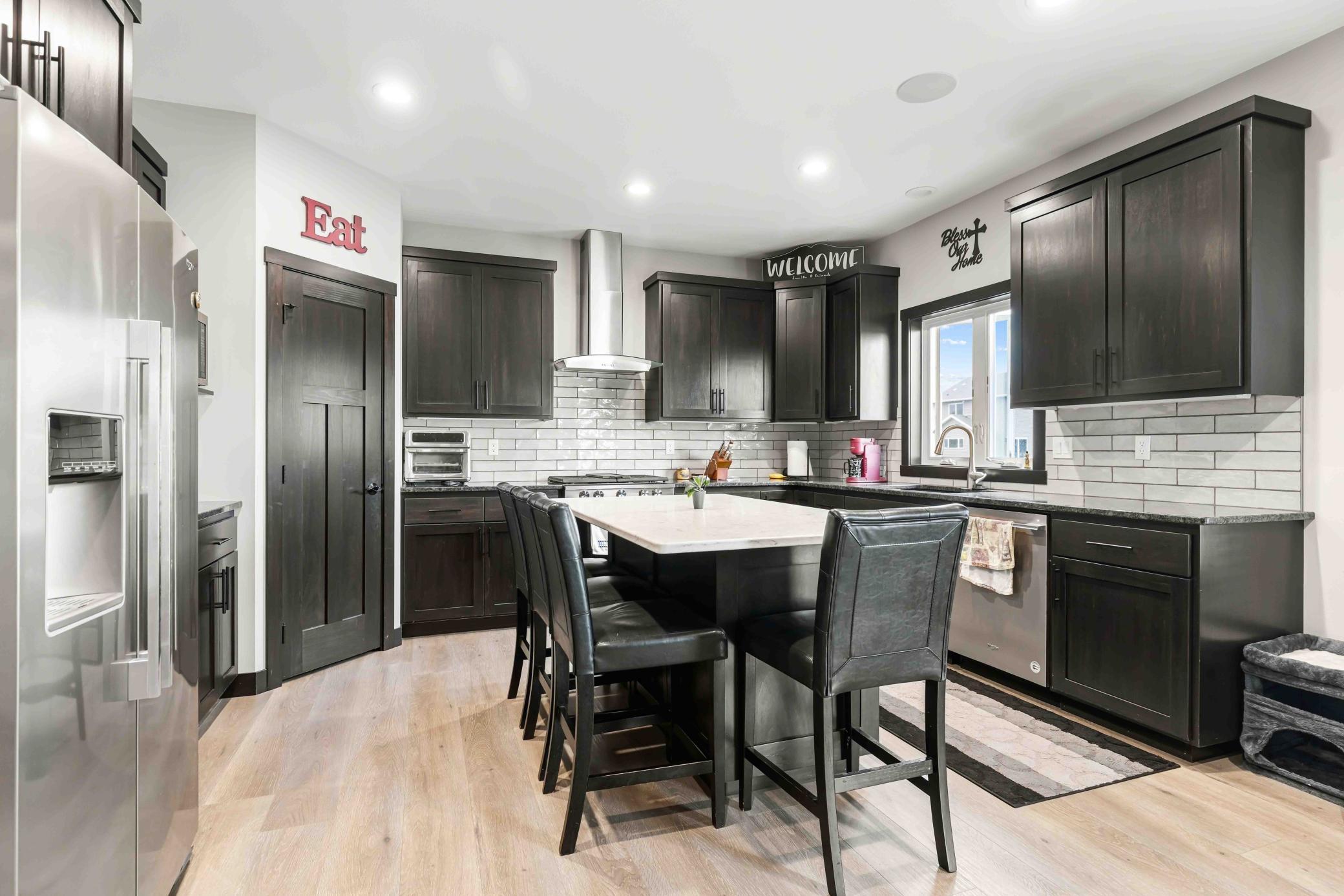 2019 single family home for sale at 6669 55th Avenue S in Fargo, ND — 5 bed, 3 bath (photo 10 of 39)