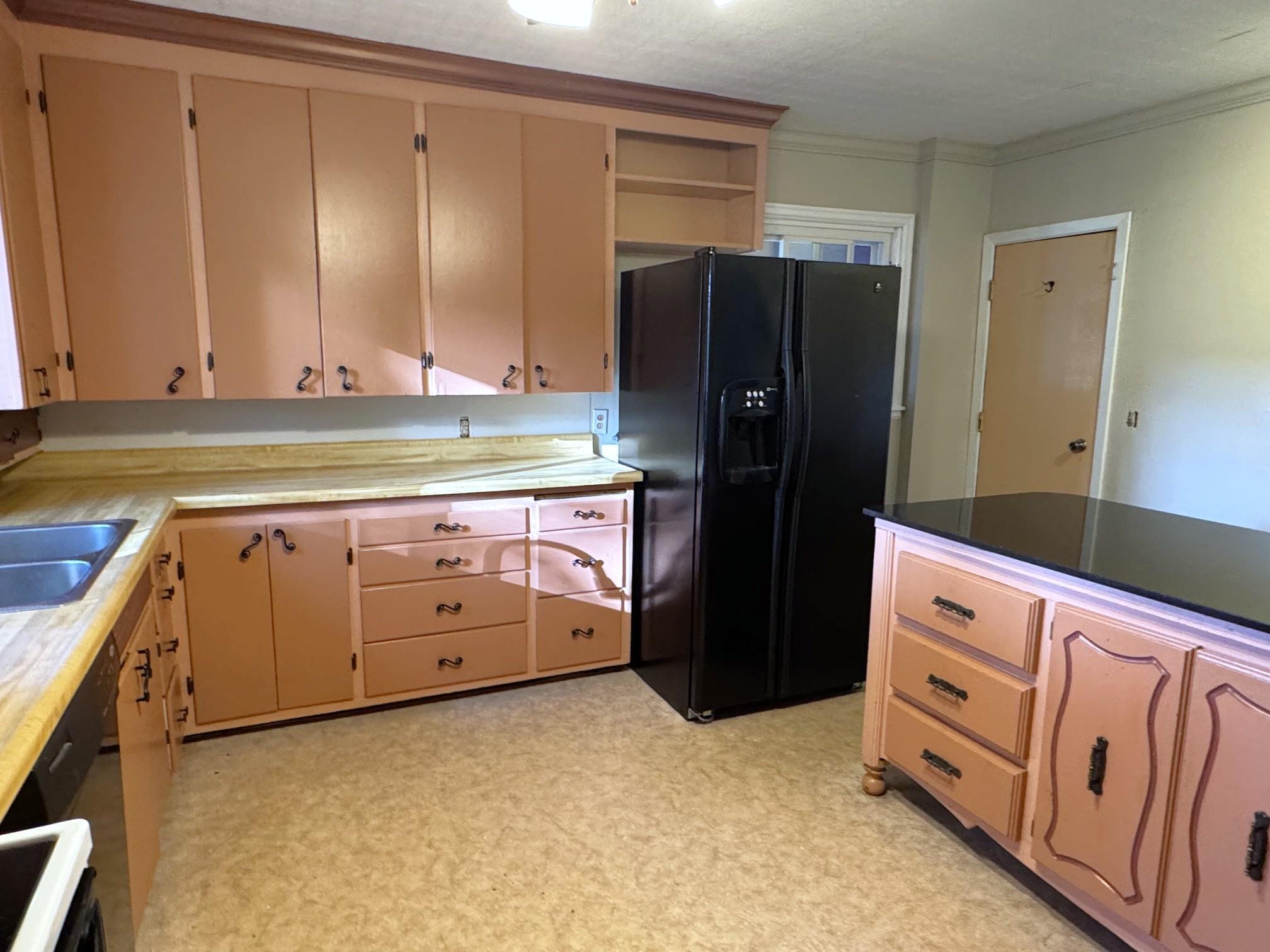 1890 duplex for sale at 1021 4th Avenue S in Fargo, ND — 5 bed, 2 bath (photo 17 of 54)