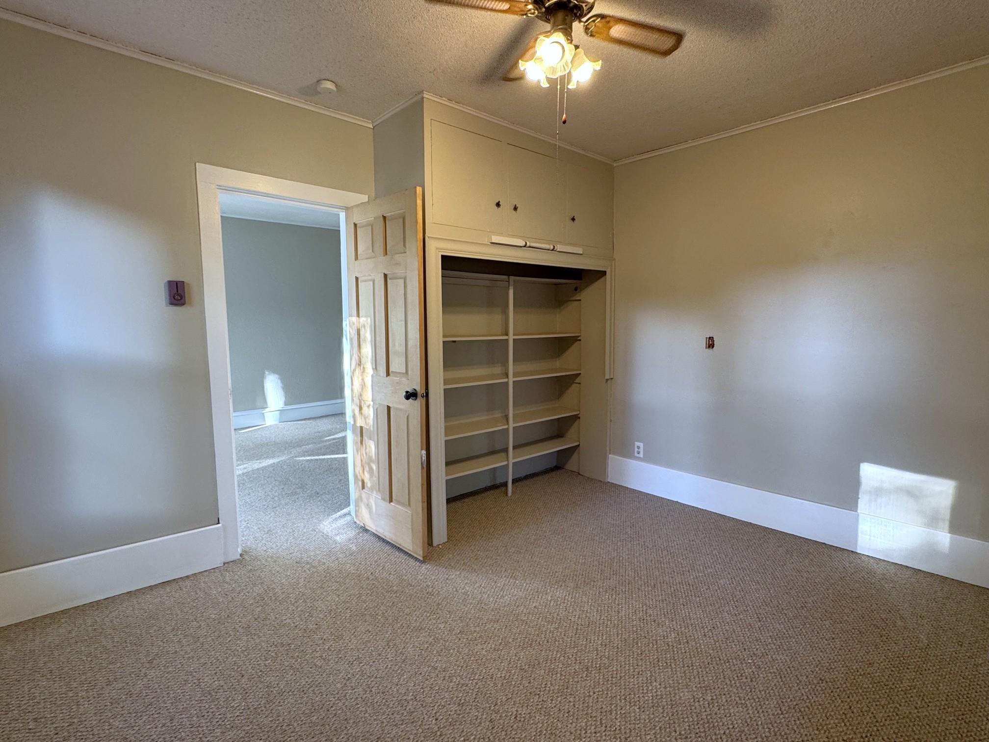1890 duplex for sale at 1021 4th Avenue S in Fargo, ND — 5 bed, 2 bath (photo 20 of 54)