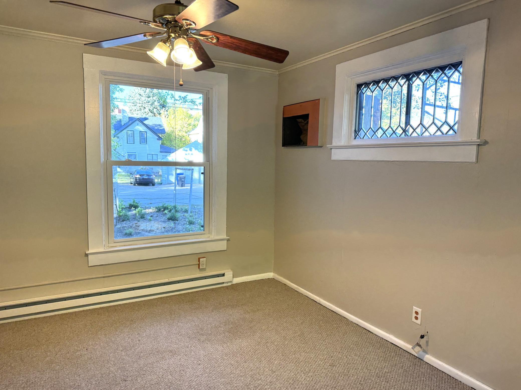 1890 duplex for sale at 1021 4th Avenue S in Fargo, ND — 5 bed, 2 bath (photo 22 of 54)