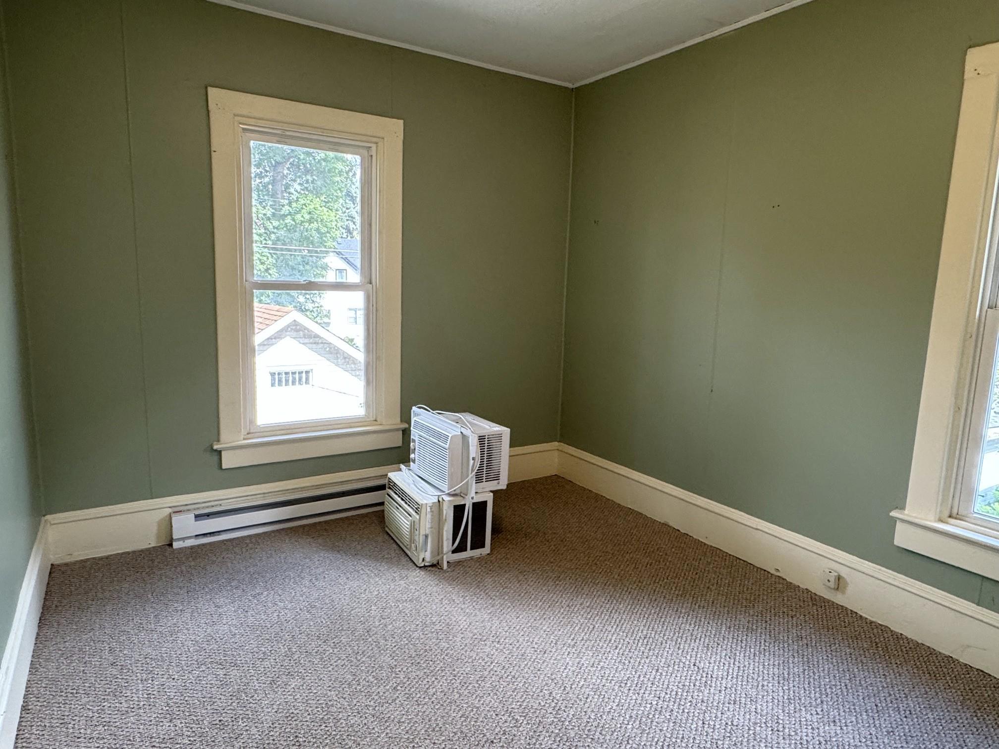 1890 duplex for sale at 1021 4th Avenue S in Fargo, ND — 5 bed, 2 bath (photo 37 of 54)