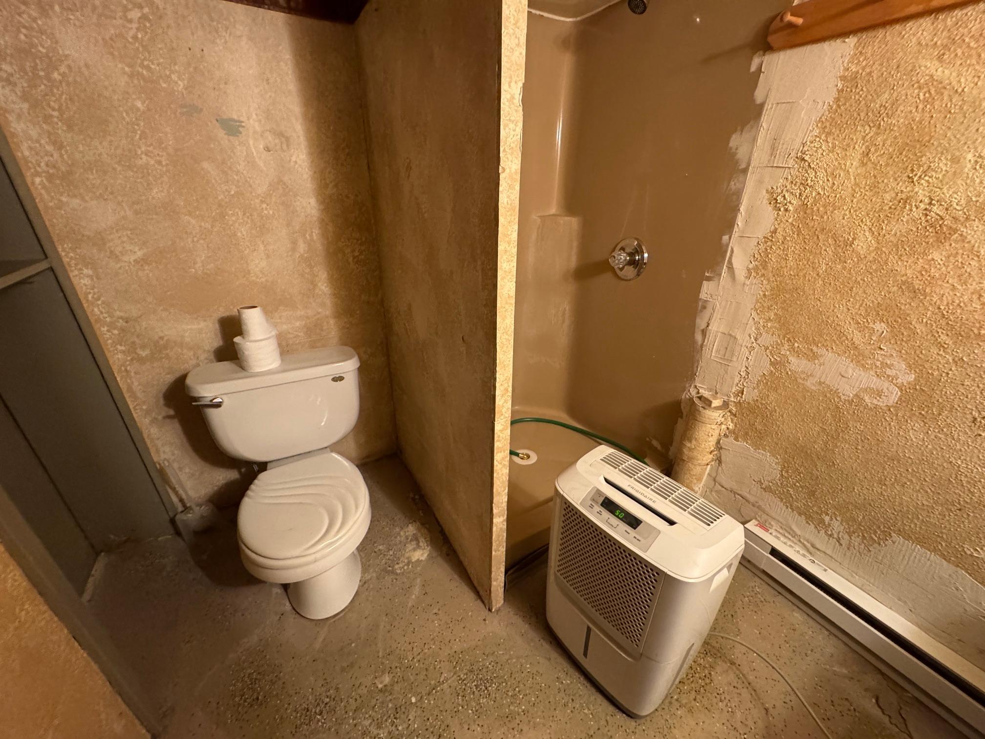 1890 duplex for sale at 1021 4th Avenue S in Fargo, ND — 5 bed, 2 bath (photo 46 of 54)