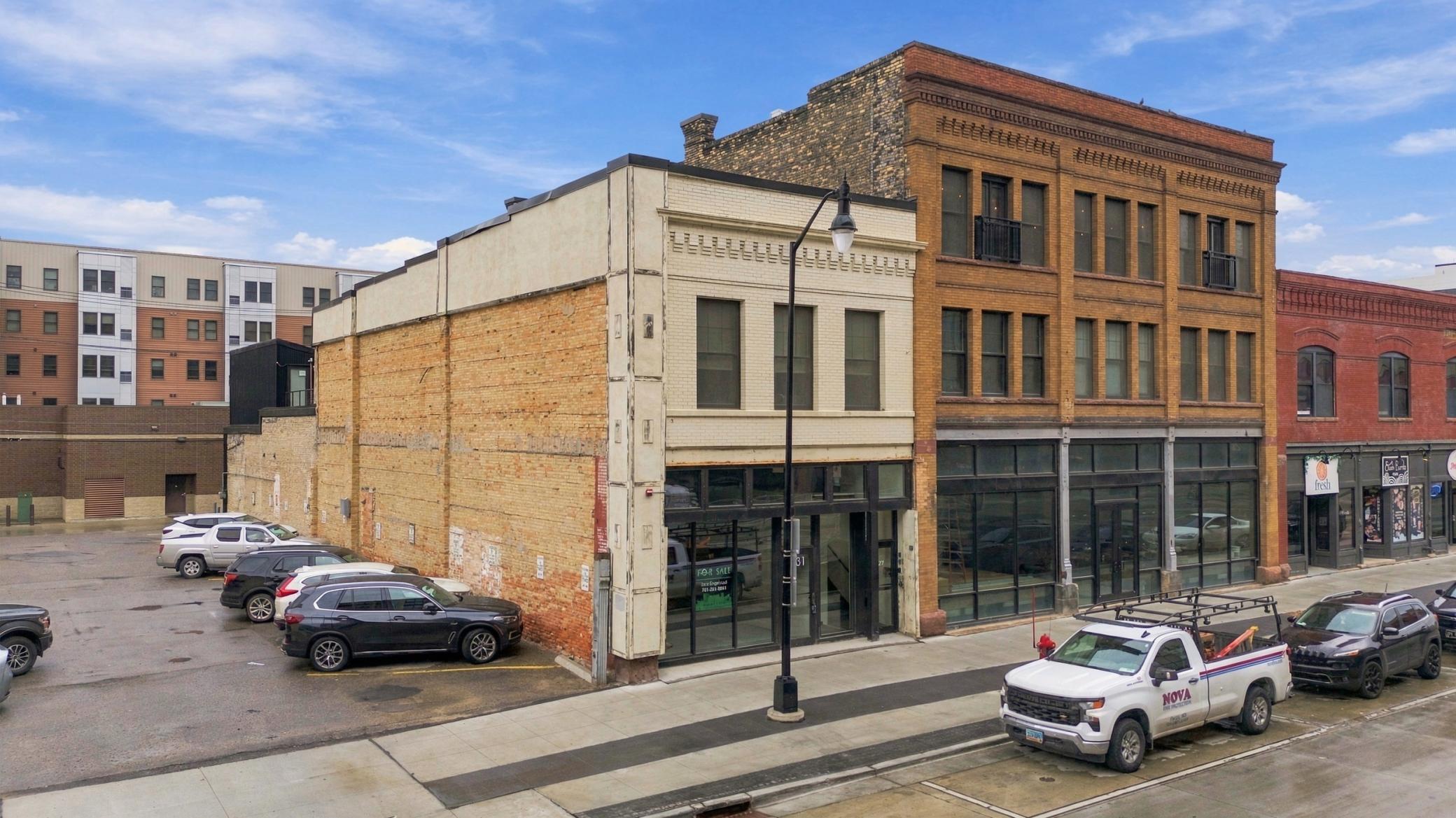 1906 condo for sale at 631 Northern Pacific Avenue N, Unit 210 in Fargo, ND — 2 bed, 1 bath (photo 2 of 16)