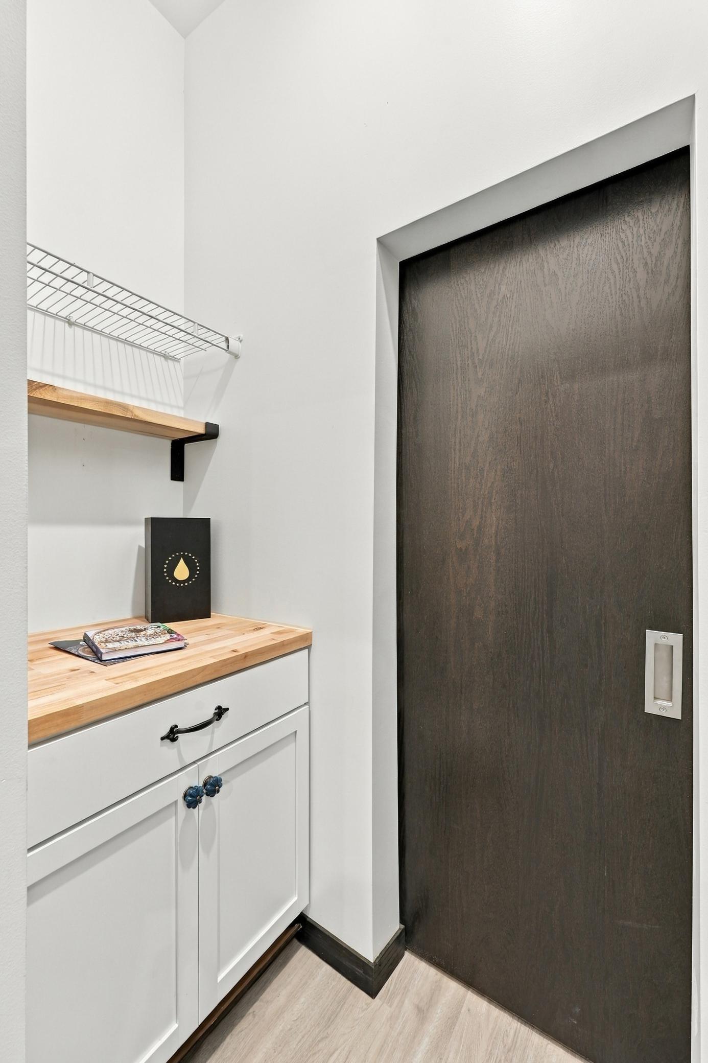 1906 condo for sale at 631 Northern Pacific Avenue N, Unit 210 in Fargo, ND — 2 bed, 1 bath (photo 11 of 16)