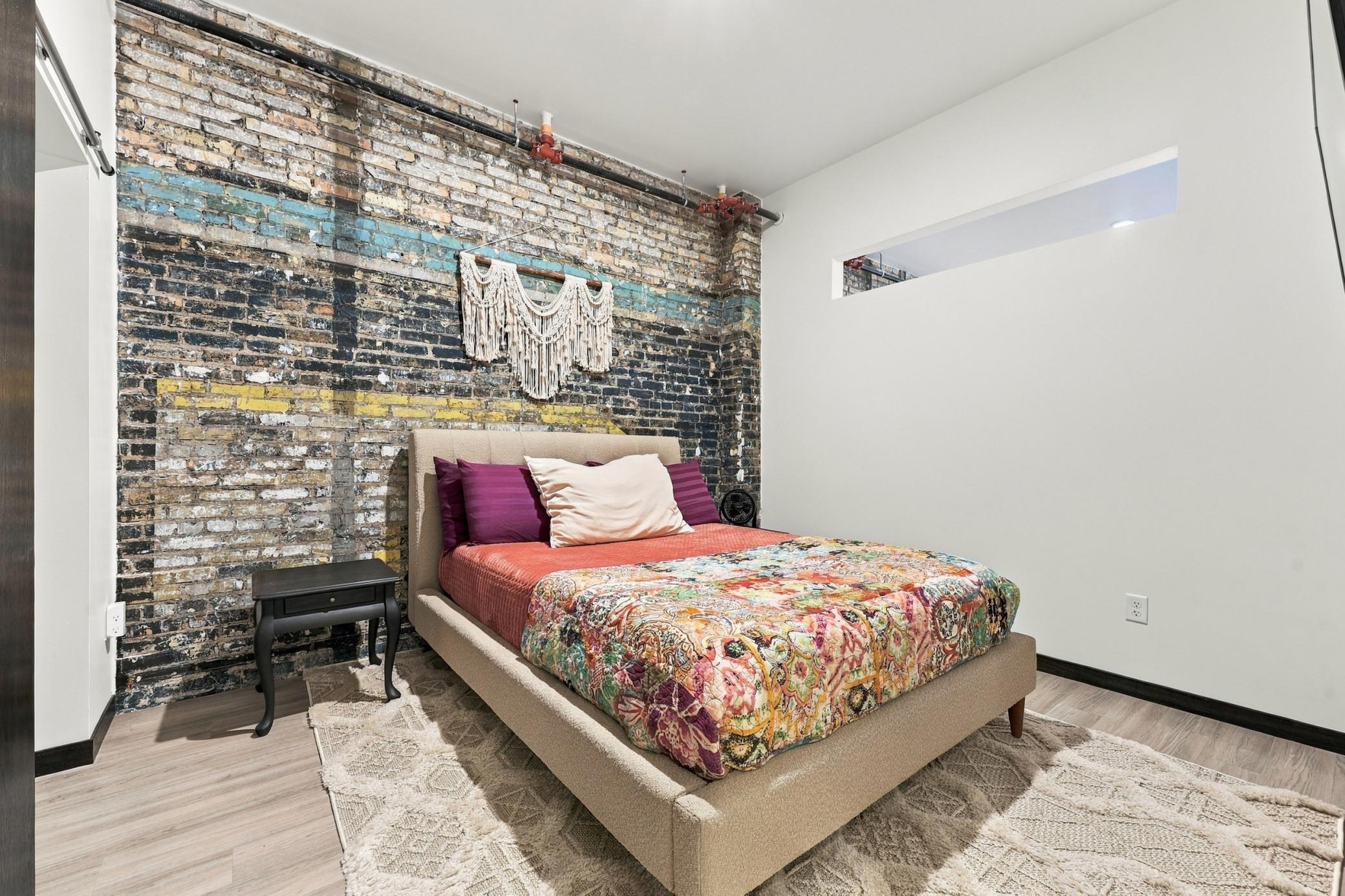 1906 condo for sale at 631 Northern Pacific Avenue N, Unit 210 in Fargo, ND — 2 bed, 1 bath (photo 12 of 16)