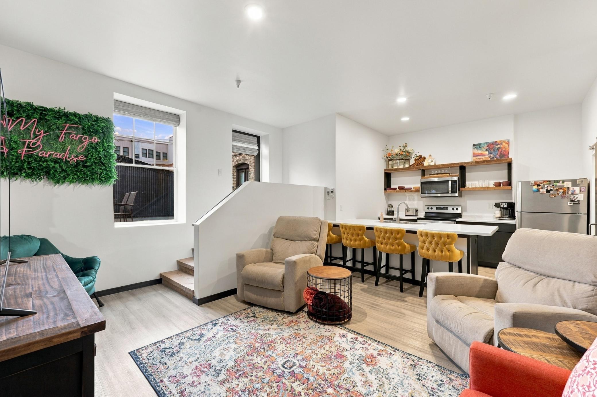 1906 condo for sale at 631 Northern Pacific Avenue N, Unit 210 in Fargo, ND — 2 bed, 1 bath (photo 6 of 16)